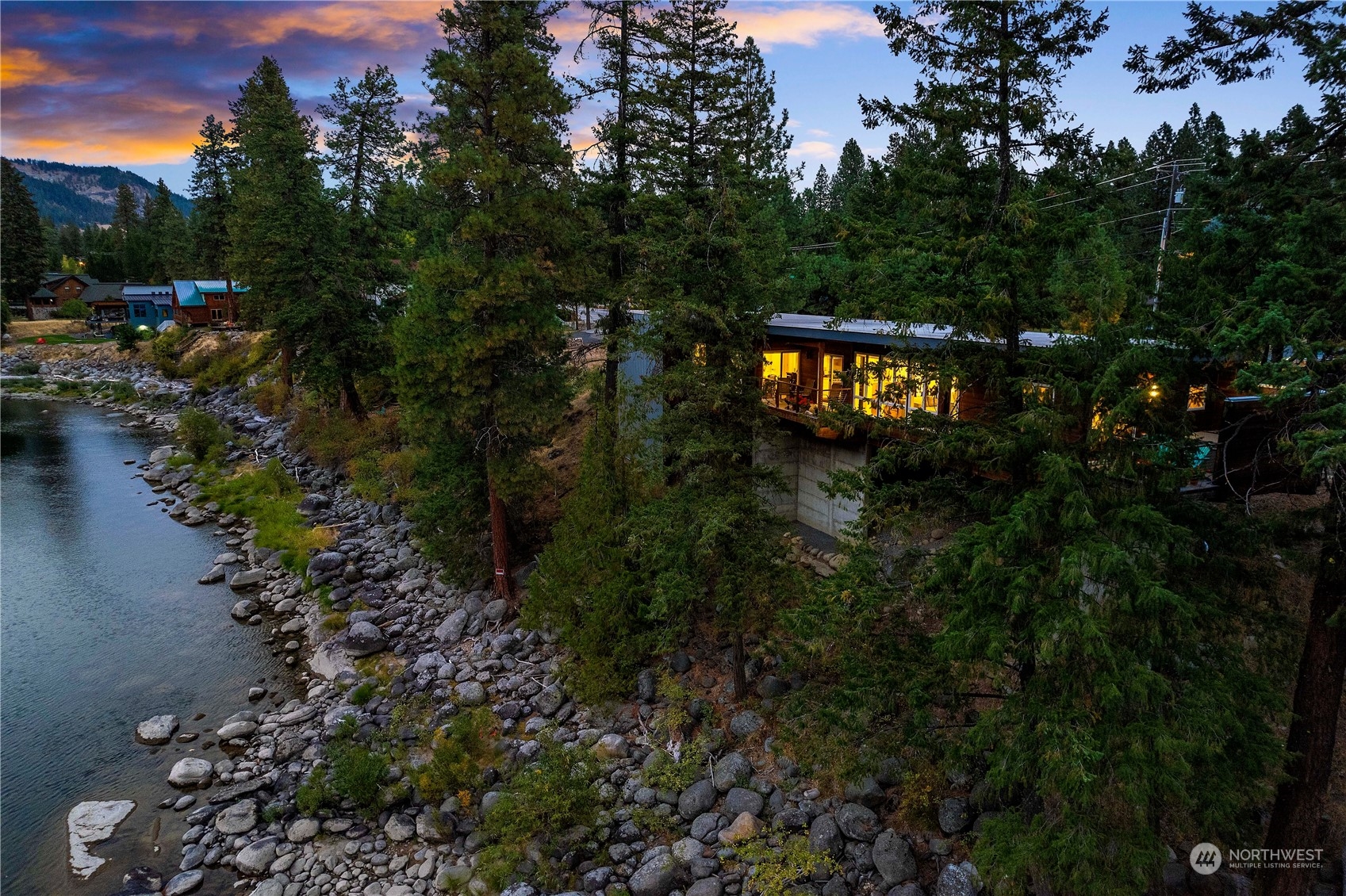 8970 Icicle Road Property Photo 3