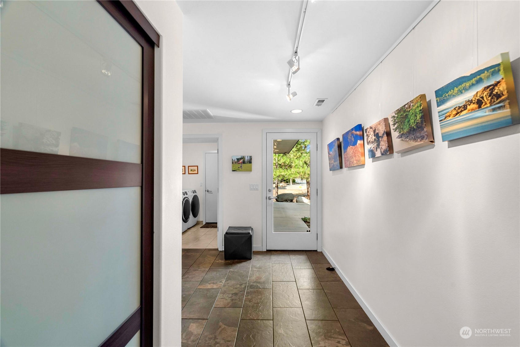 8970 Icicle Road Property Photo 7