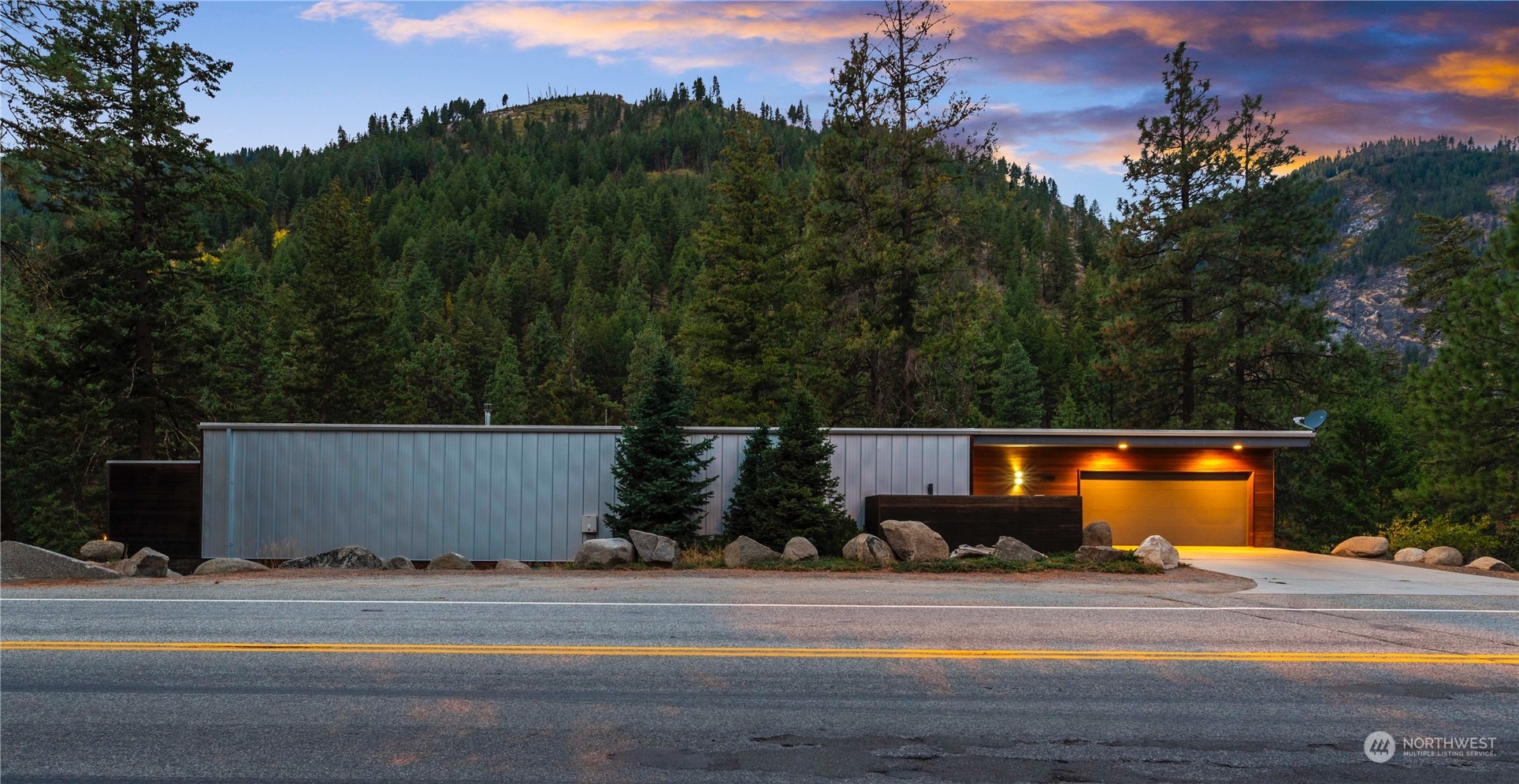 8970 Icicle Road Property Photo 38