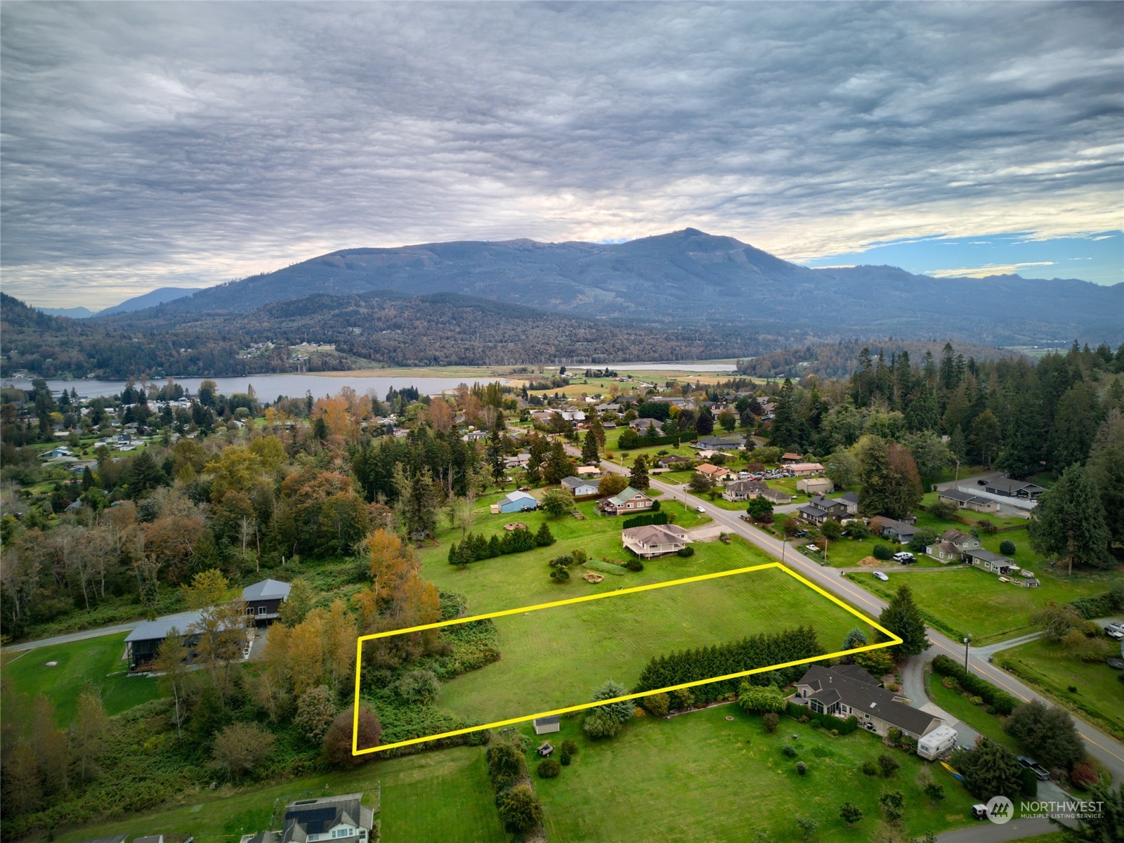 22965 Buchanan Street Property Photo