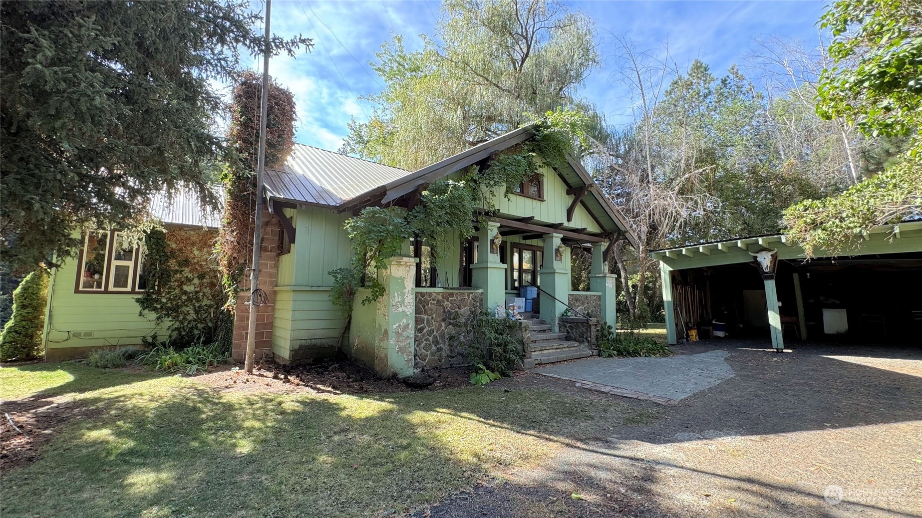 25546 Miles/creston Road Property Photo