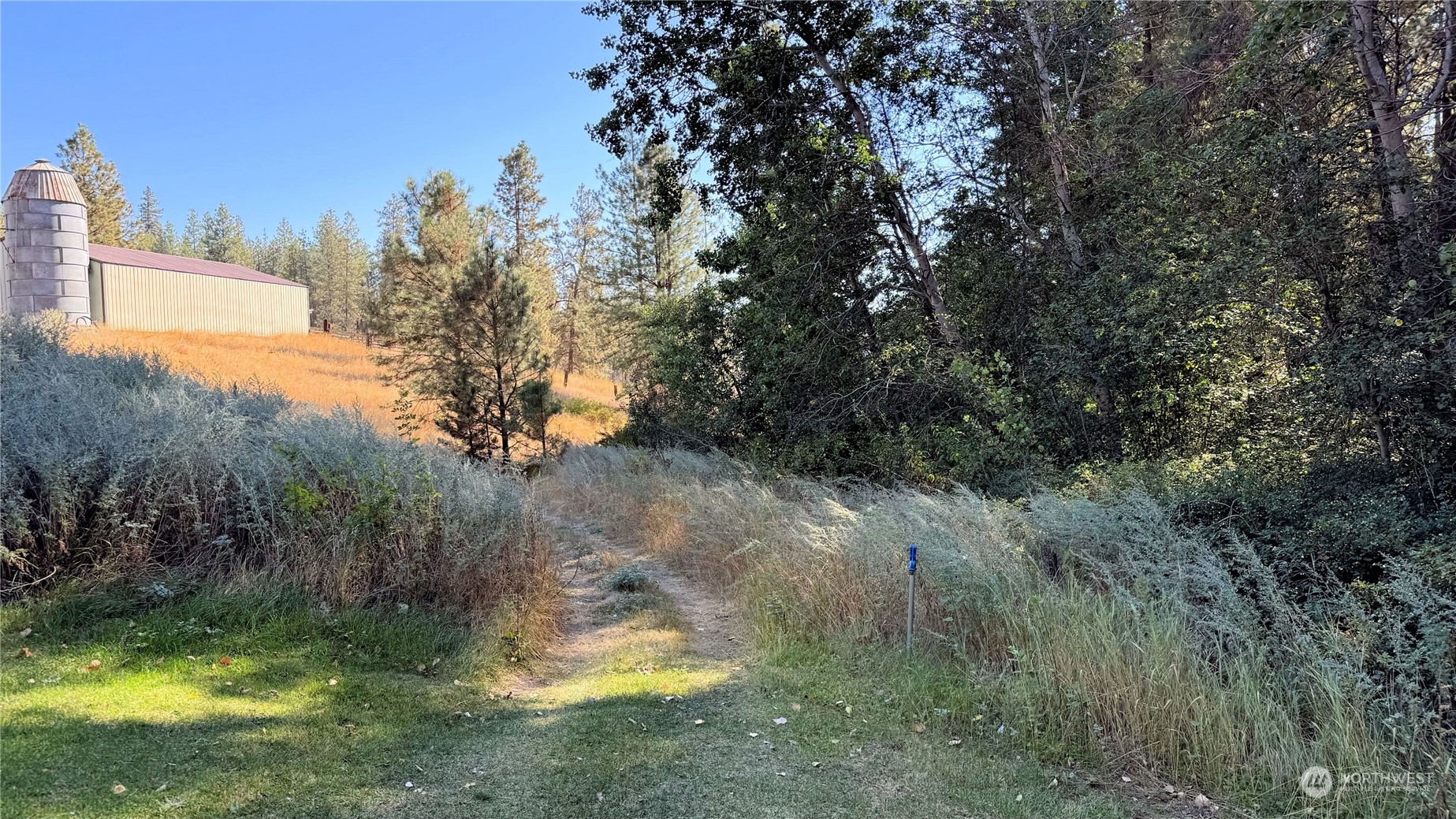 25546 Miles/creston Road Property Photo 32