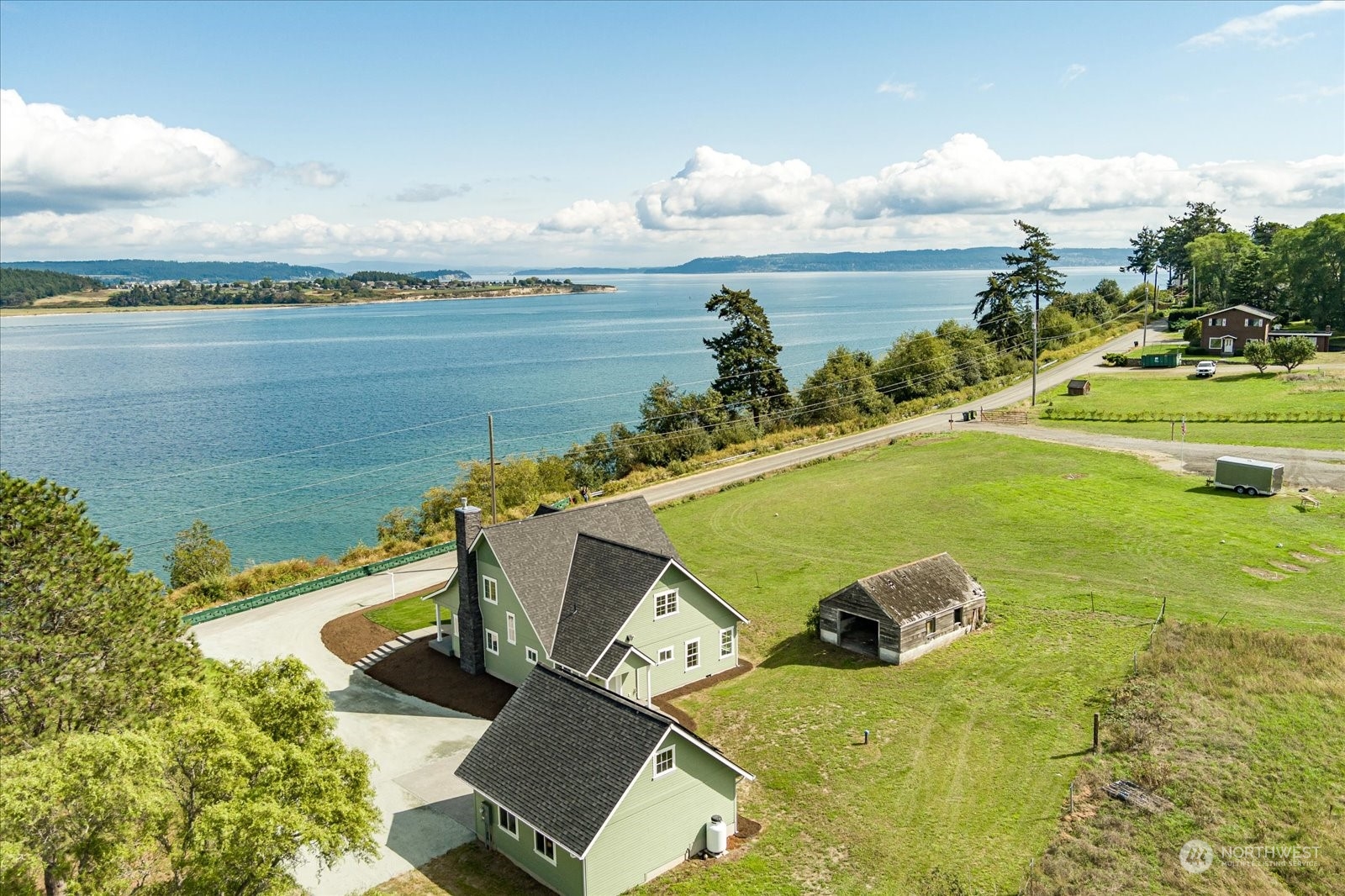 1649 Scenic Heights Road Property Photo 4