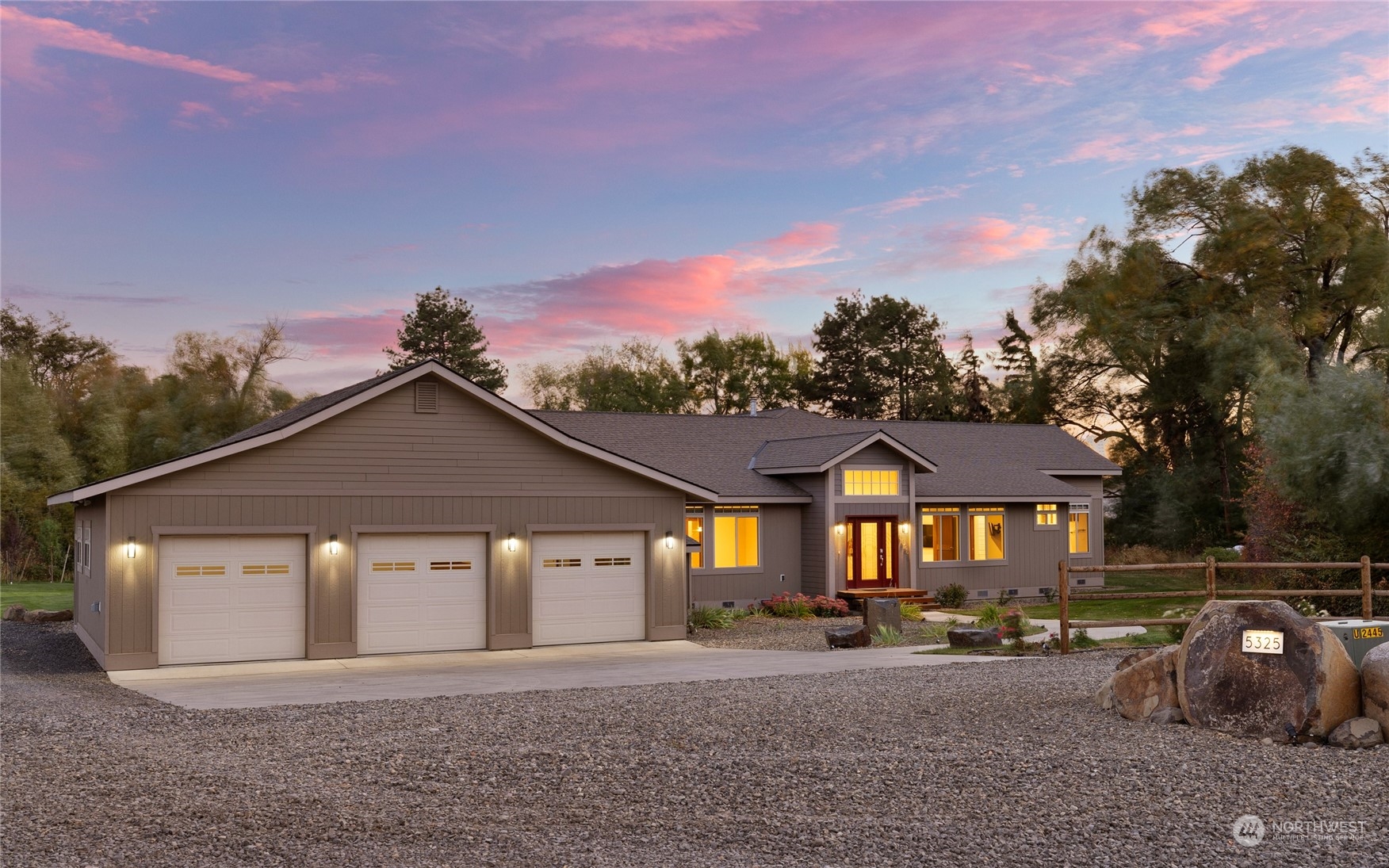 5325 Wilson Creek Road Property Photo 1