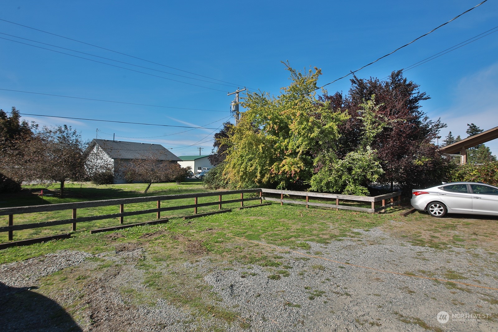 5570 Harbor Avenue Property Photo 3
