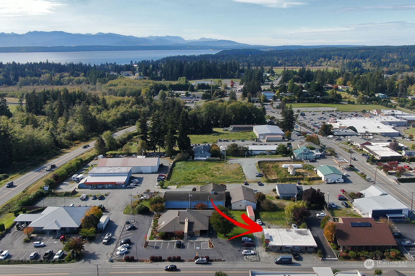 5570 Harbor Avenue Property Photo 4