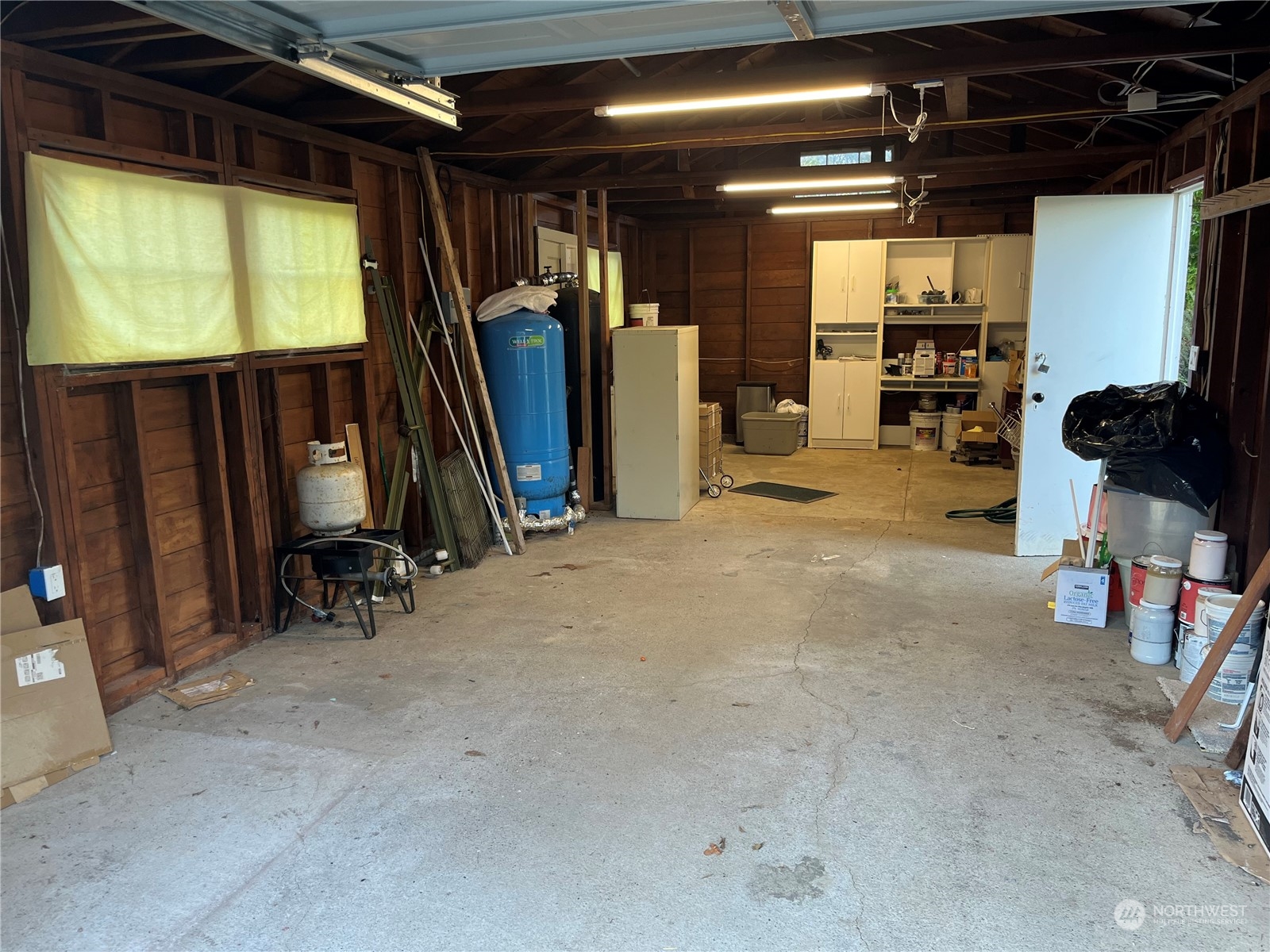 6928 Puget Beach Road Property Photo 17