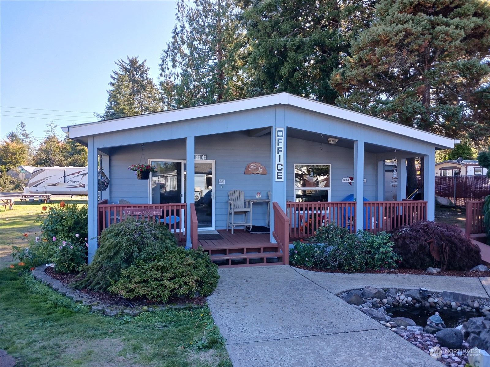 2515 Bay Avenue Property Photo 1