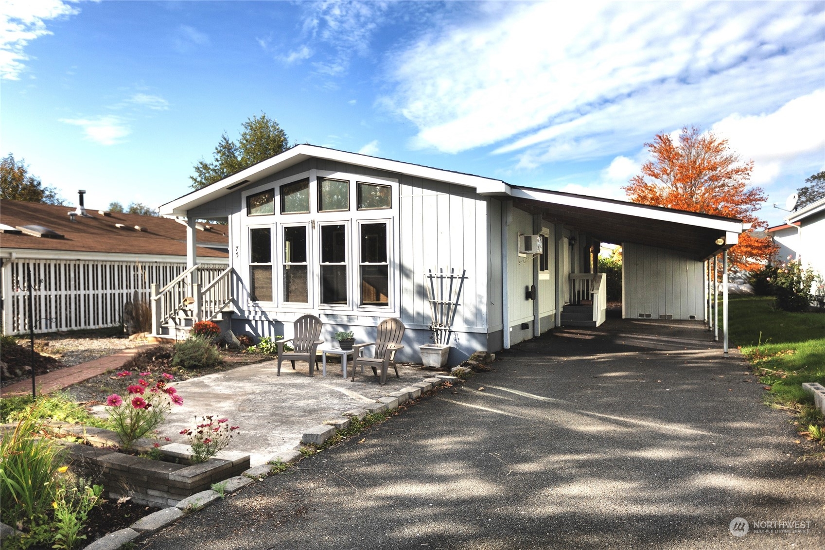 1785 Douglas Road 73 Property Photo 4