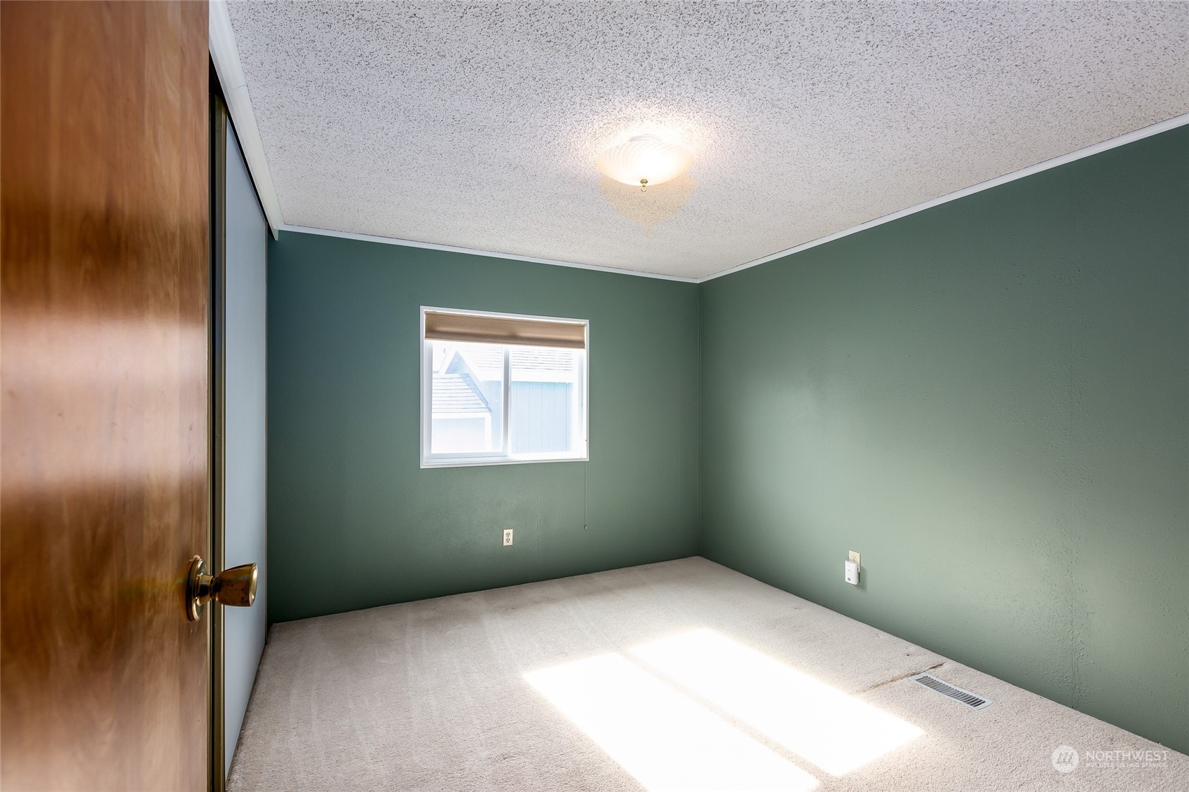 1785 Douglas Road 73 Property Photo 34