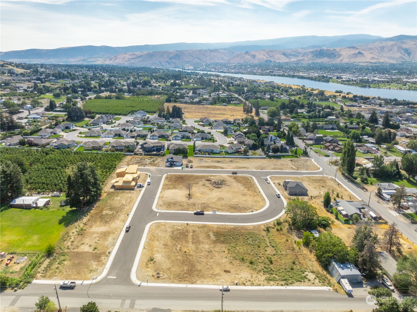3274 NW Brianna (Lot 17) Avenue Property Photo 1