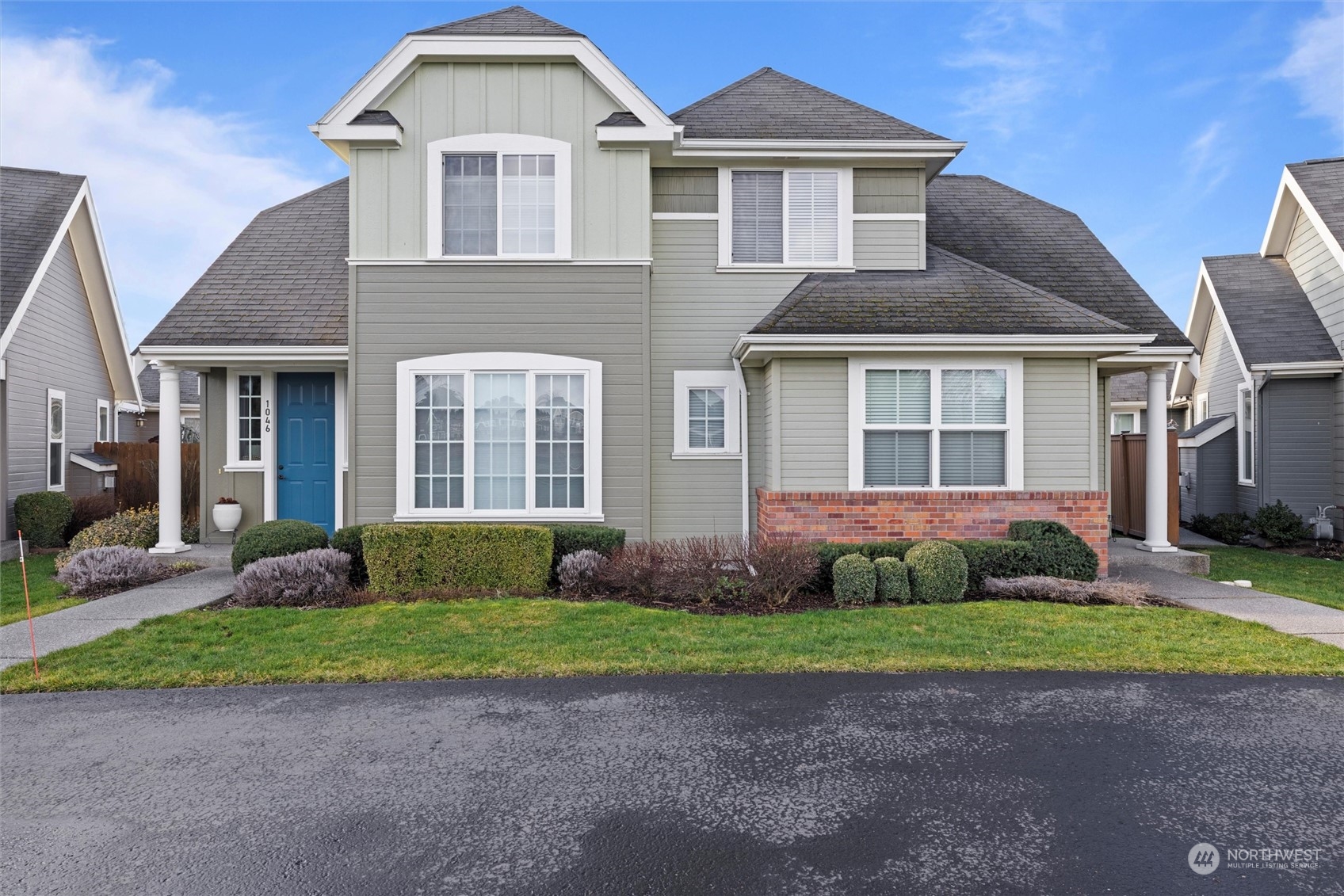 1036 Se Garrison Village Way Property Photo
