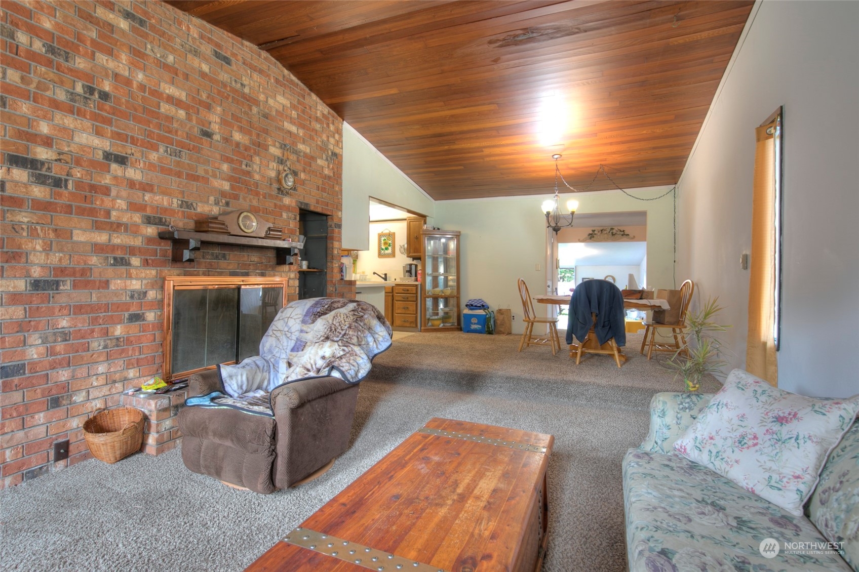 210 W Newell Avenue Property Photo 16