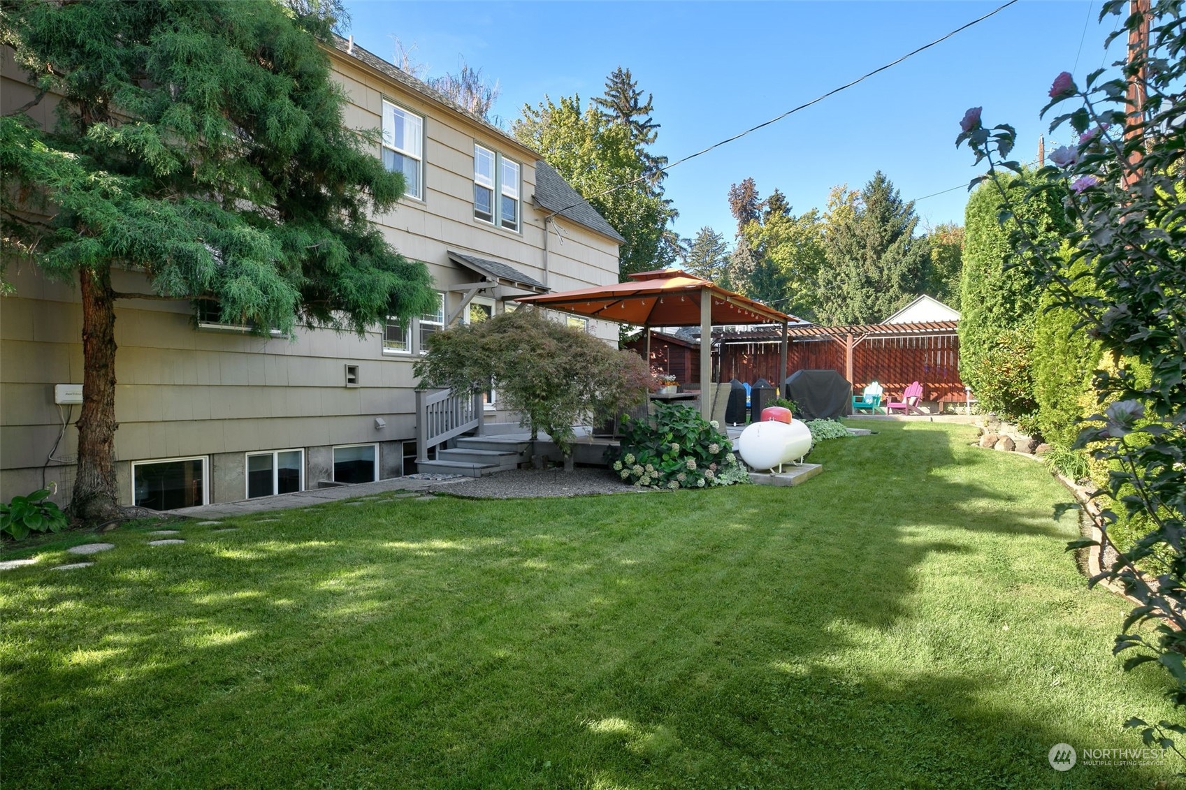 1701 W Yakima Avenue Property Photo 28