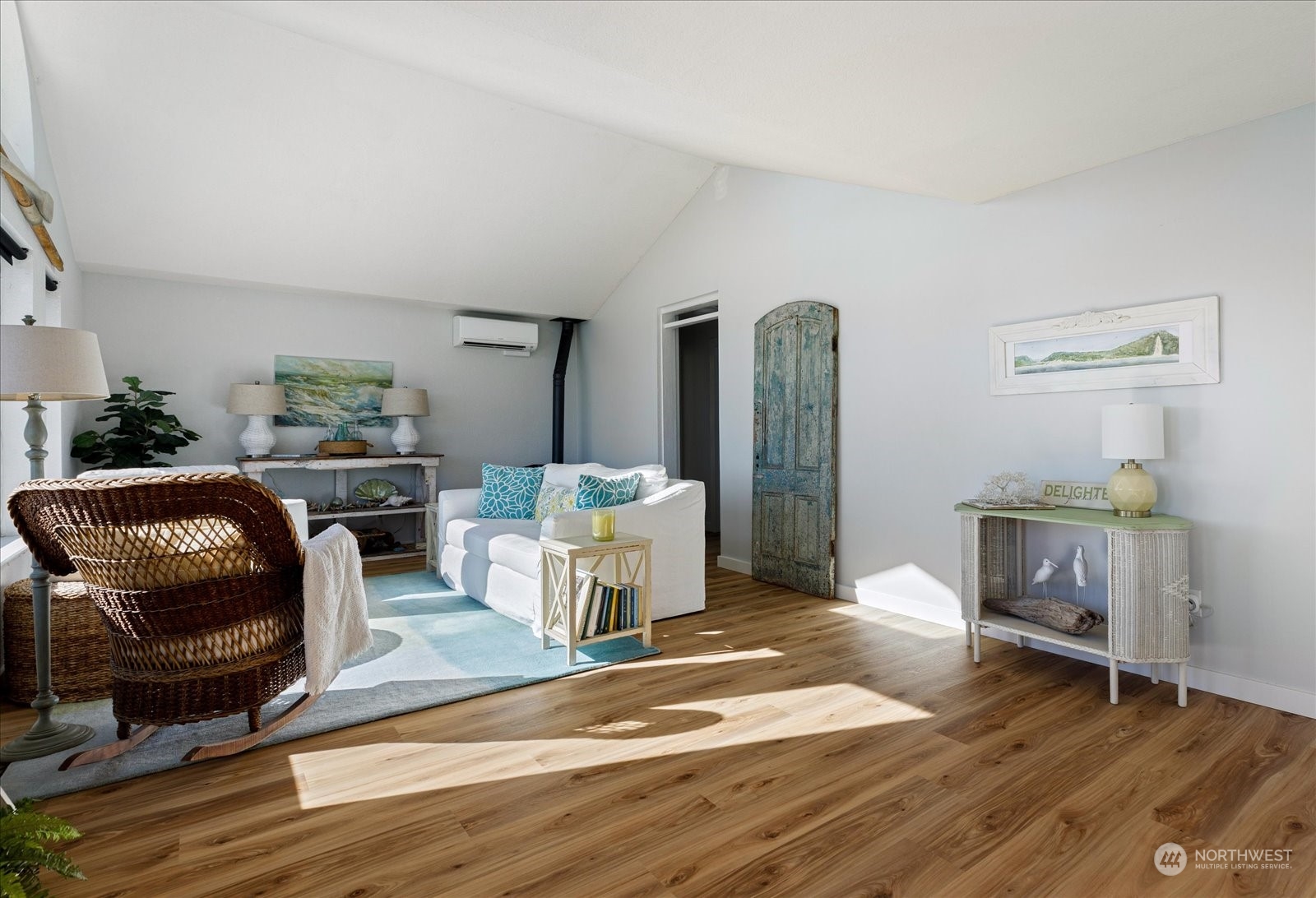 4375 Tea Rose Court Property Photo 4