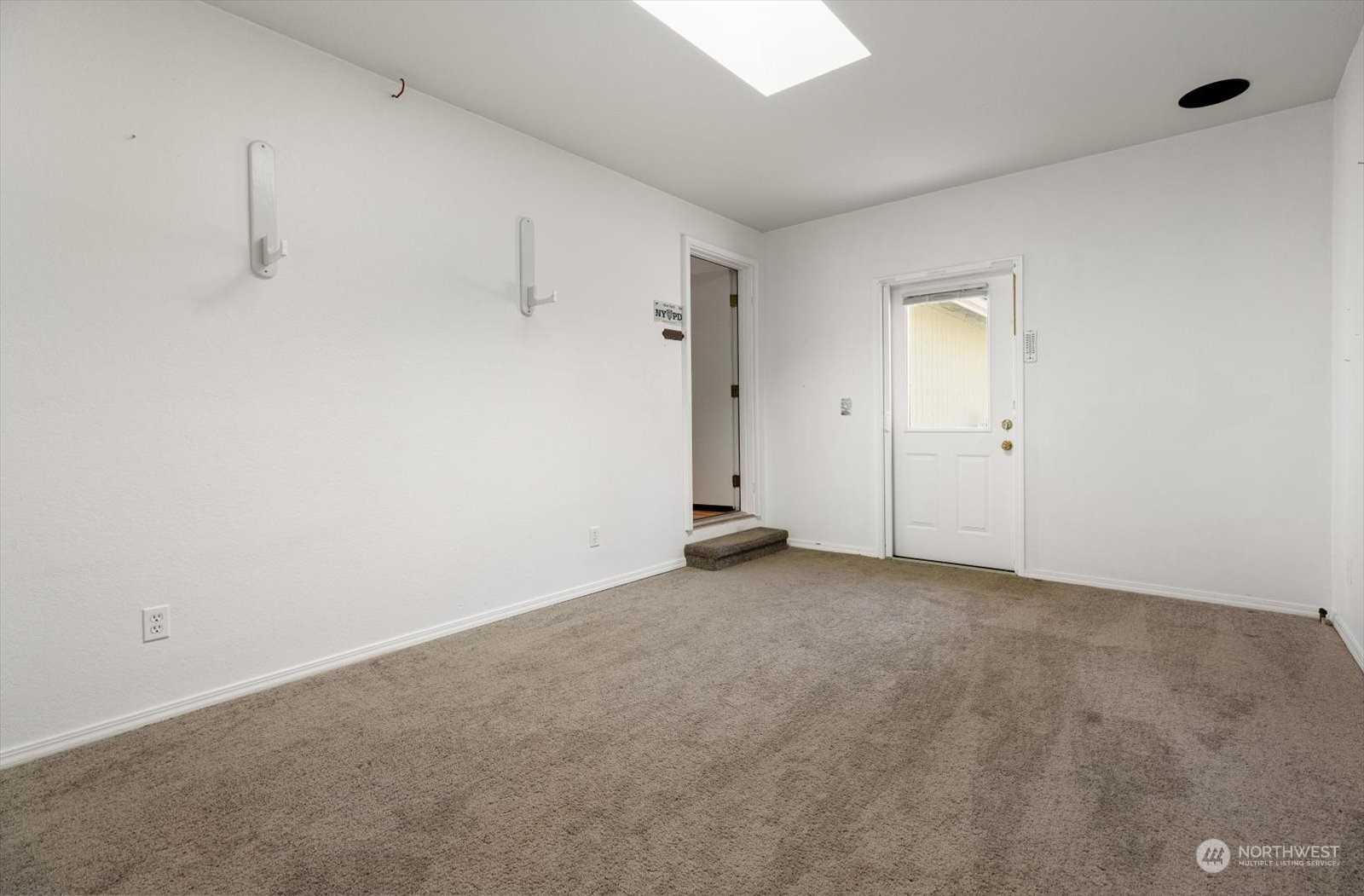 4375 Tea Rose Court Property Photo 32