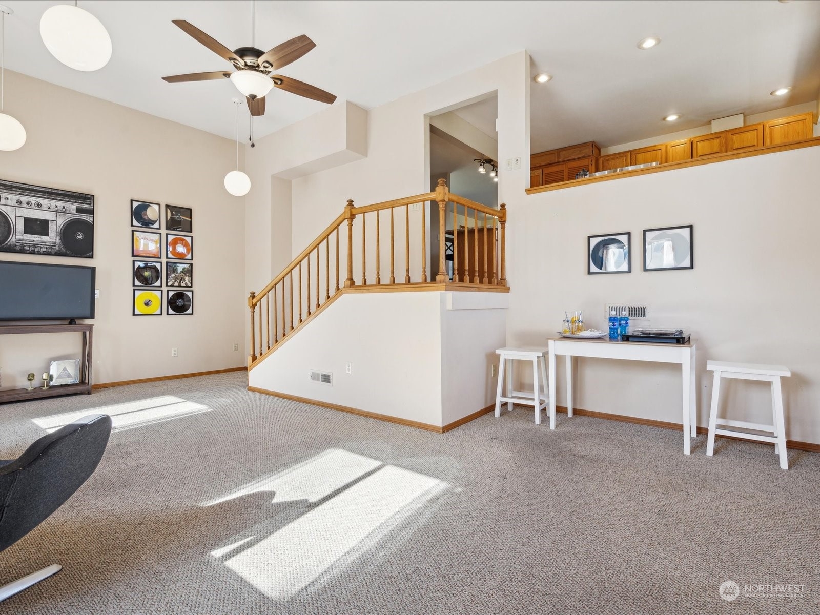 1887 Salal Street Property Photo 14