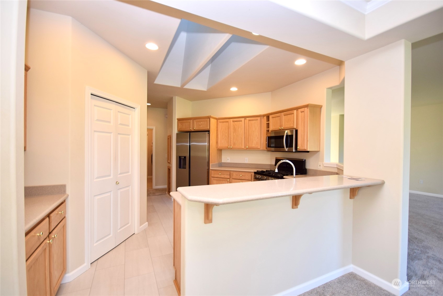 360 Blakely Boulevard Property Photo 9