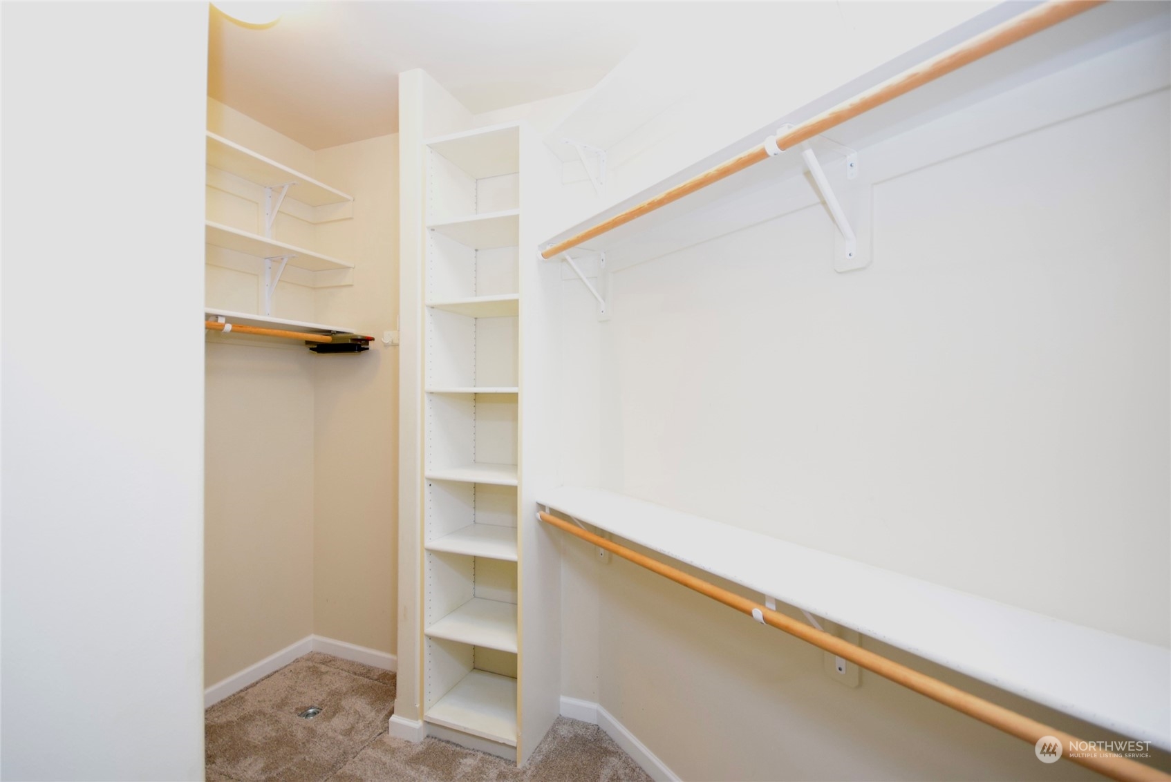 360 Blakely Boulevard Property Photo 16