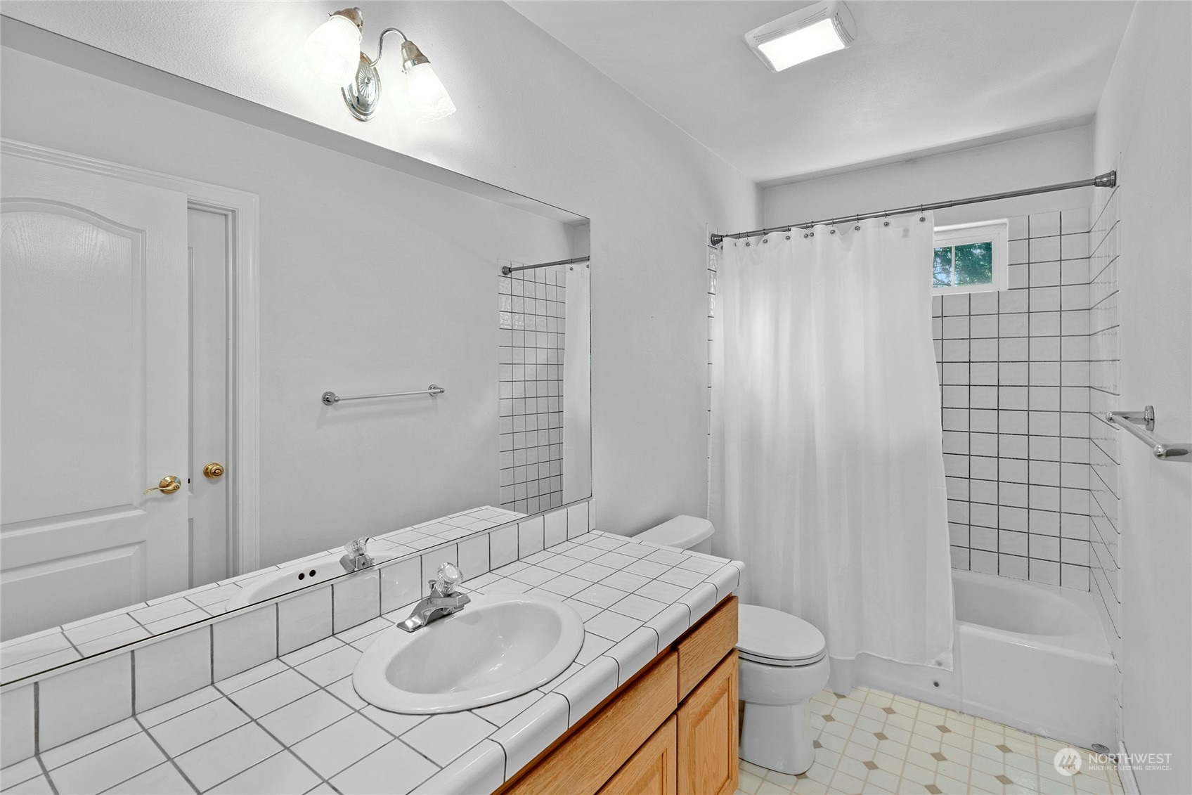 21420 Skyridge Lane Property Photo 28