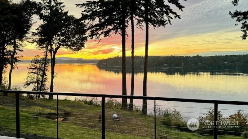 9517 Steamboat Island Road Property Photo