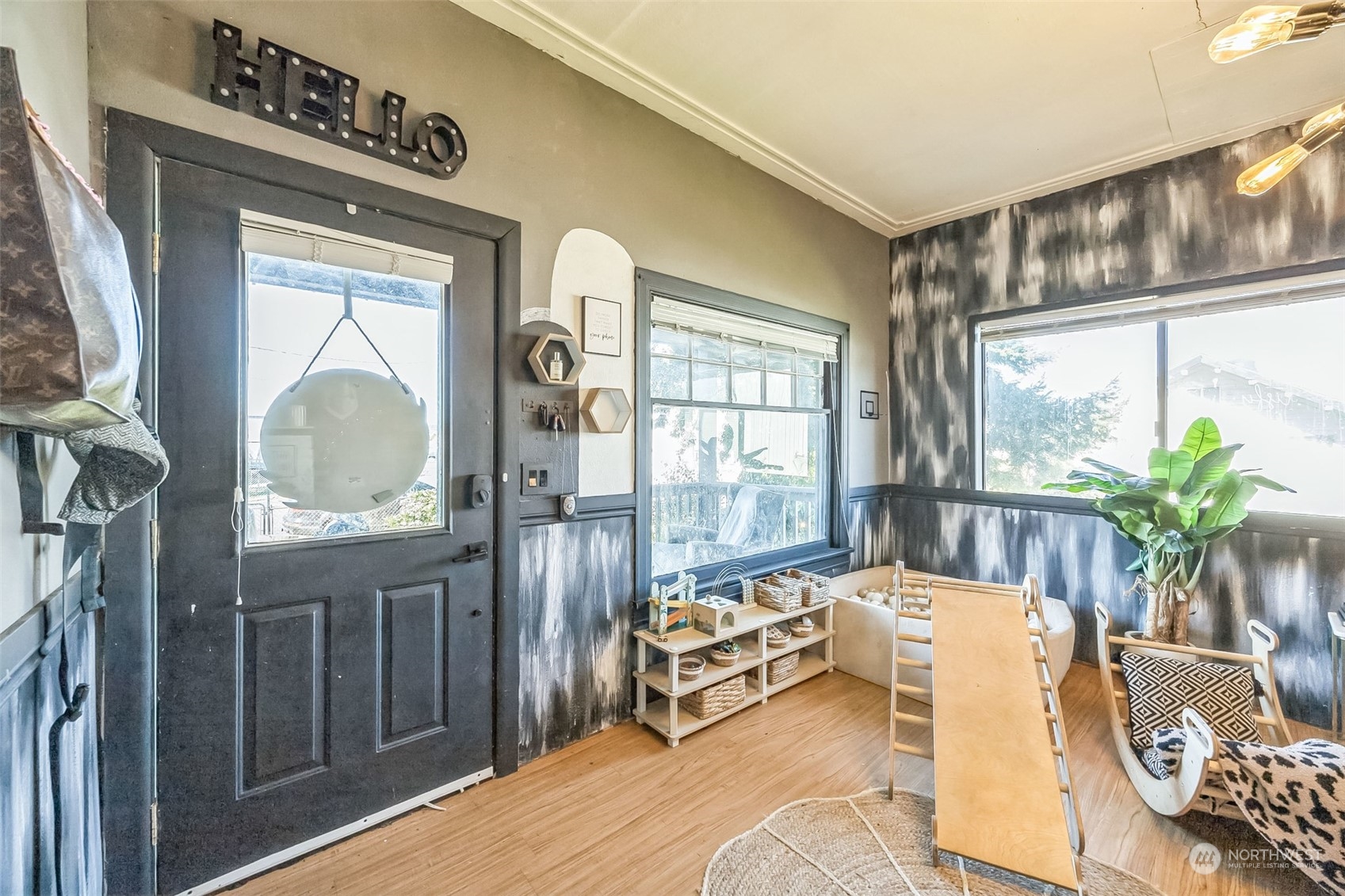 213 A Street Property Photo 6