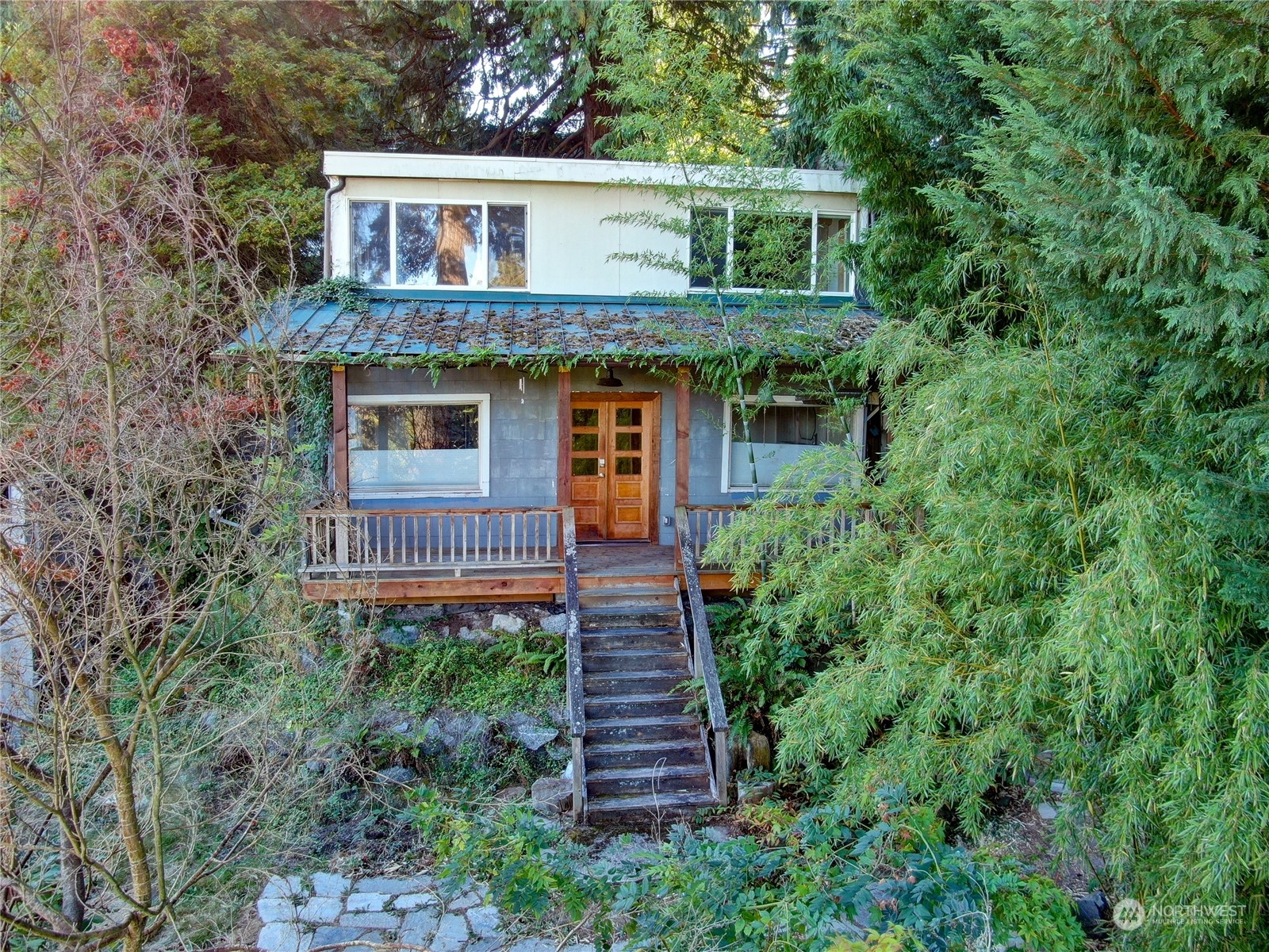 10751 Lakeside Avenue Property Photo 8