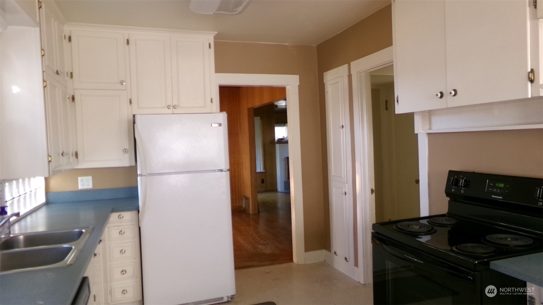1555 Swartout Road Property Photo 12