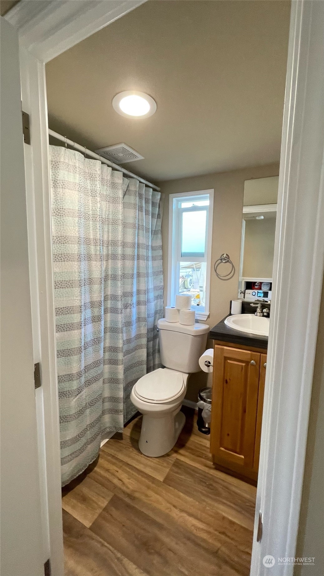 545 Hendricks Street 16a Property Photo 13
