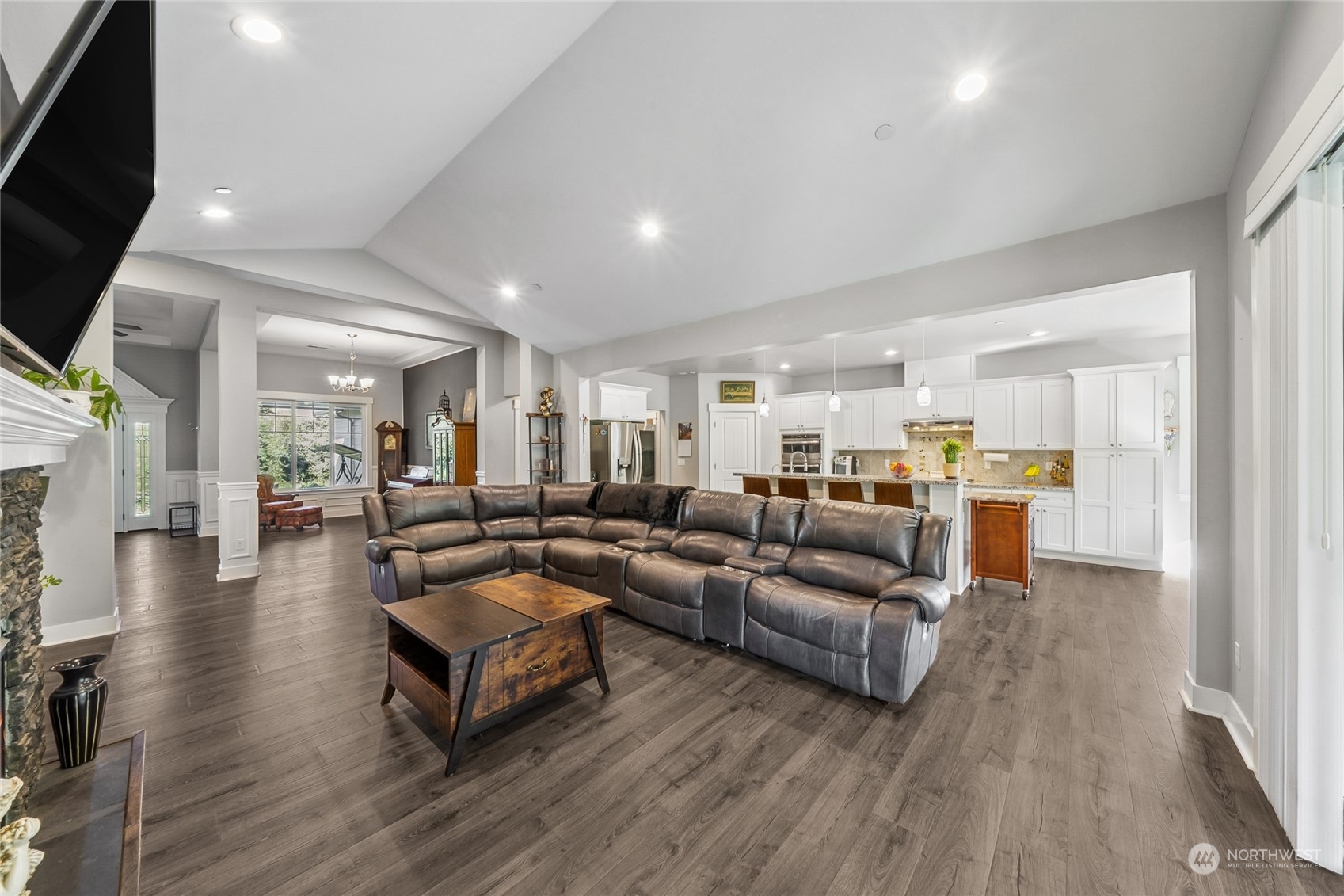 12122 224th Street Property Photo 10