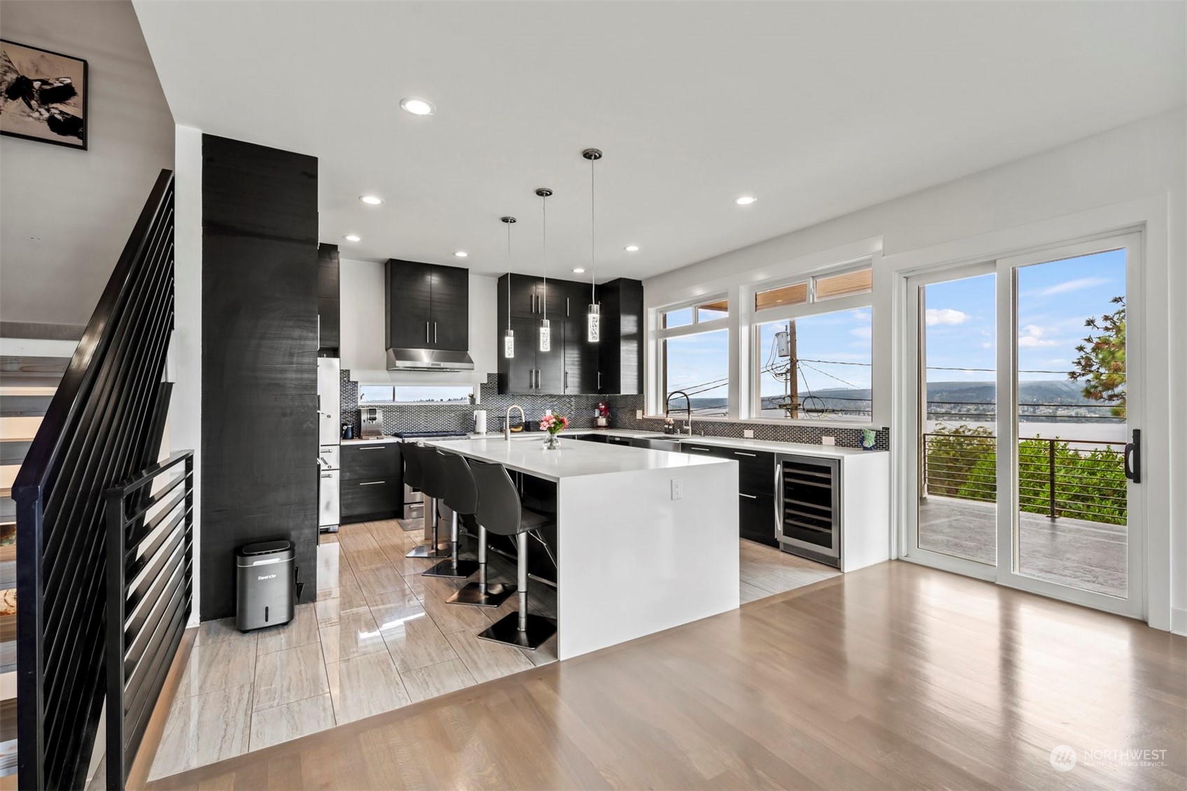 11014 Cornell Avenue Property Photo 15
