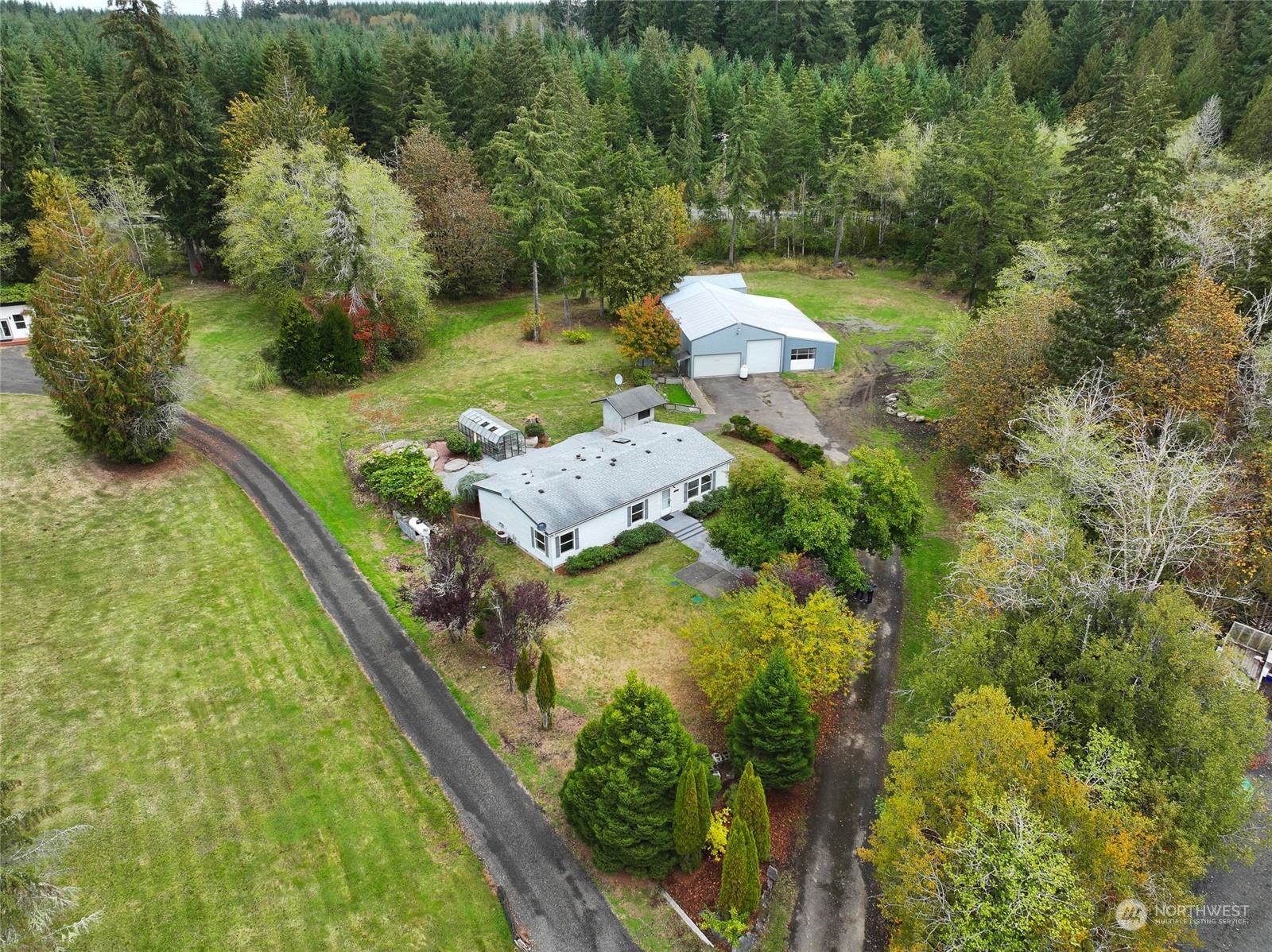 50 Se My Road Property Photo 3