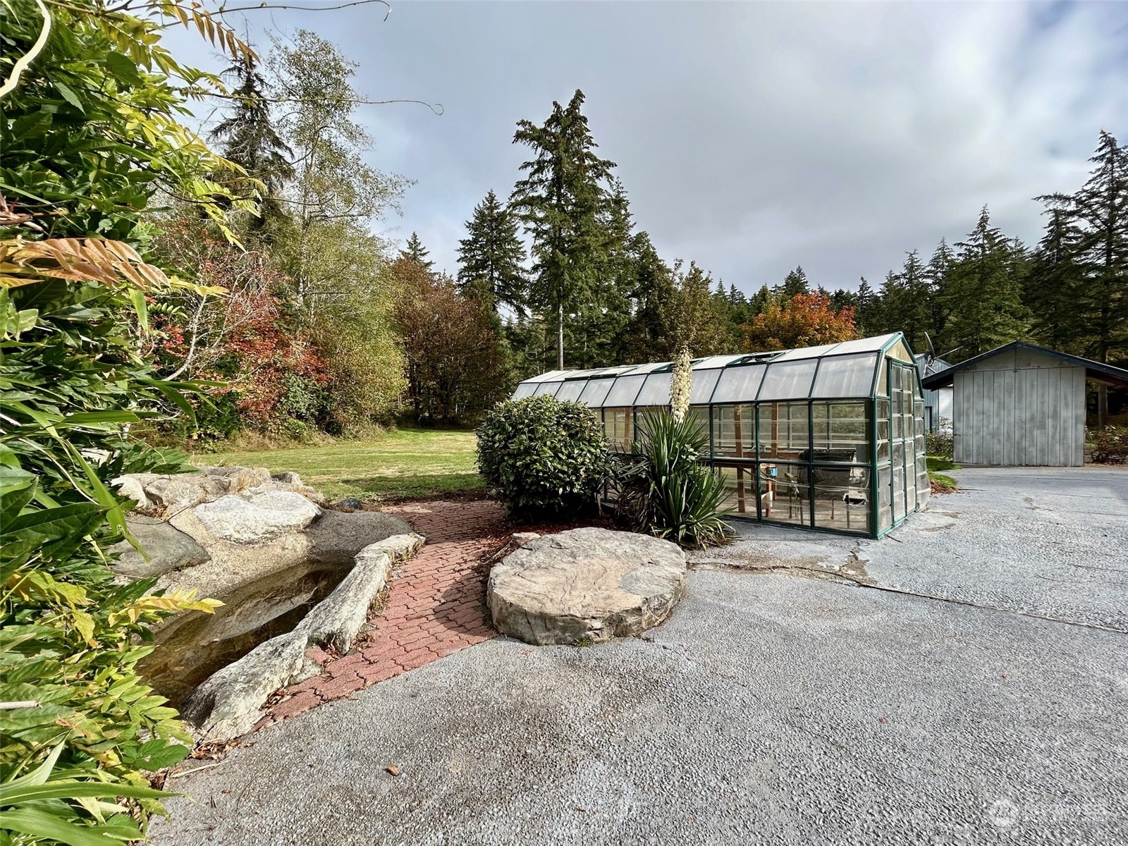 50 Se My Road Property Photo 17