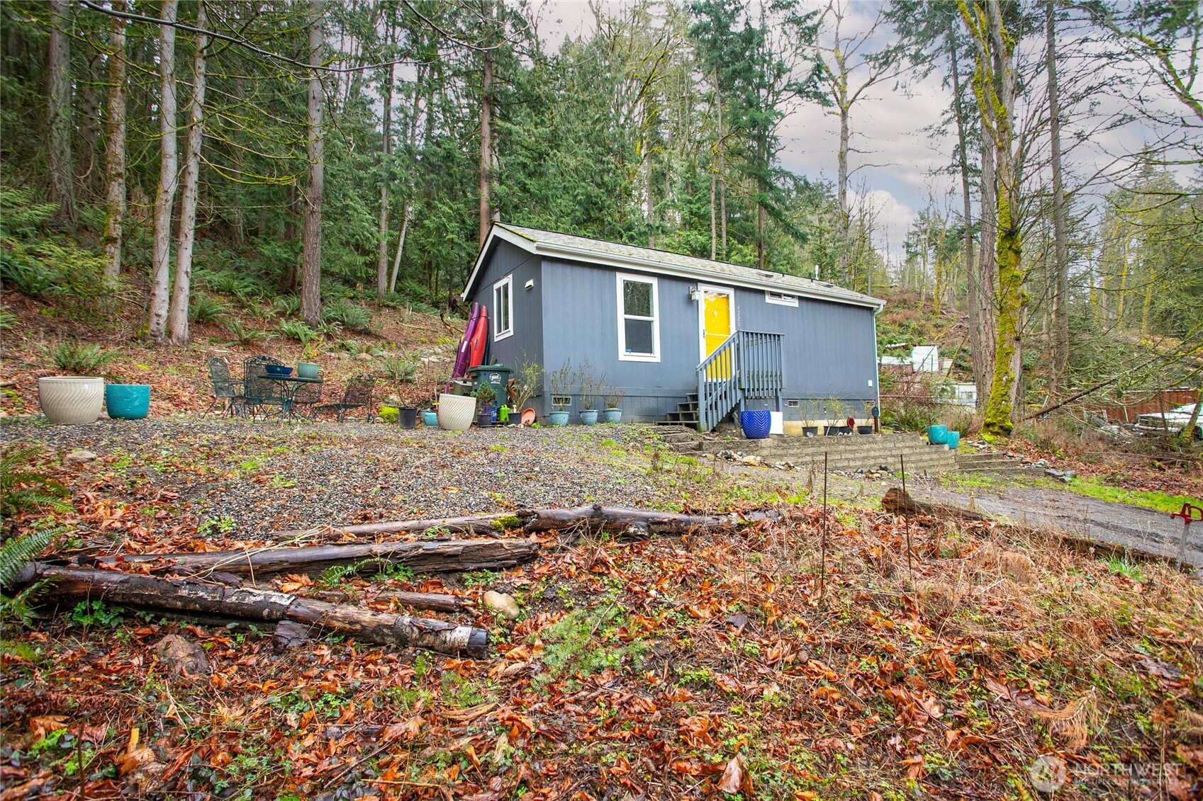4220 Brays Way Property Photo