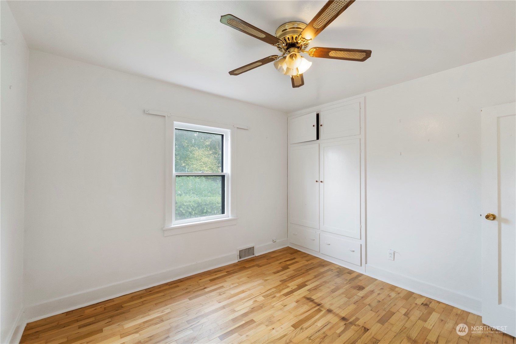 718 Milas Avenue Property Photo 22