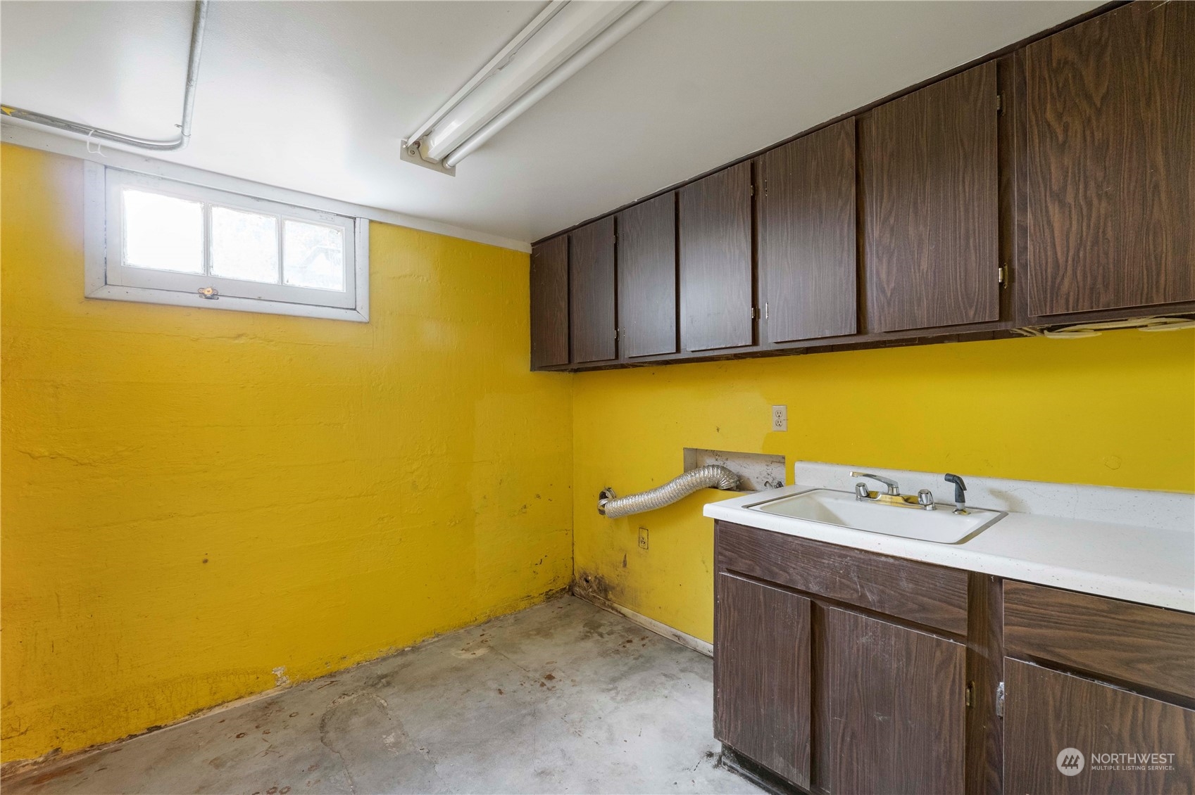 718 Milas Avenue Property Photo 29