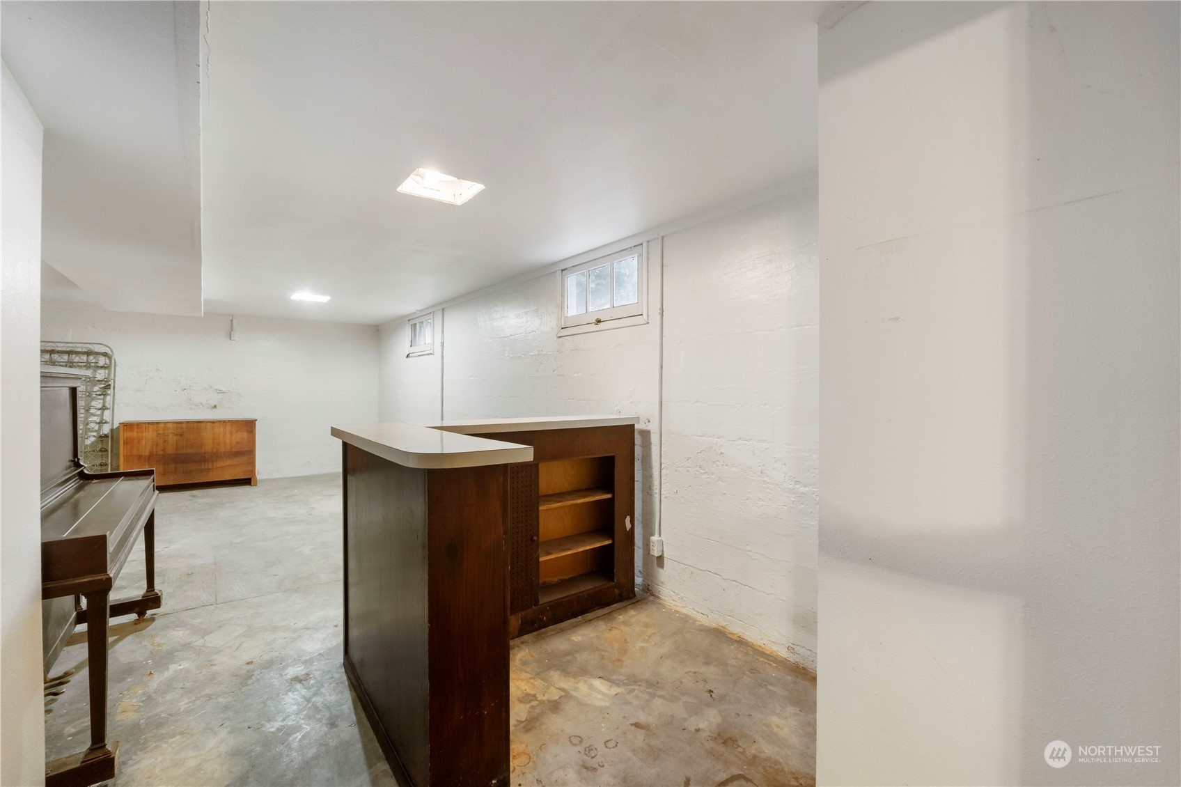 718 Milas Avenue Property Photo 31