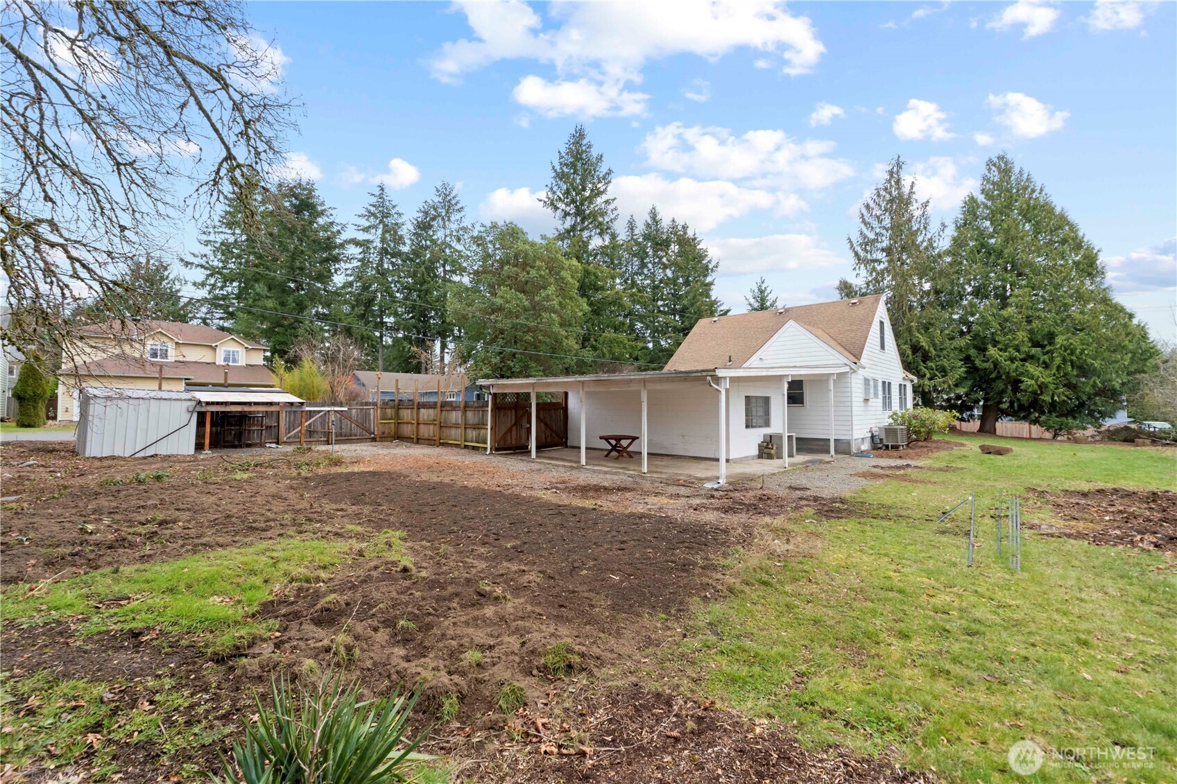 718 Milas Avenue Property Photo 34