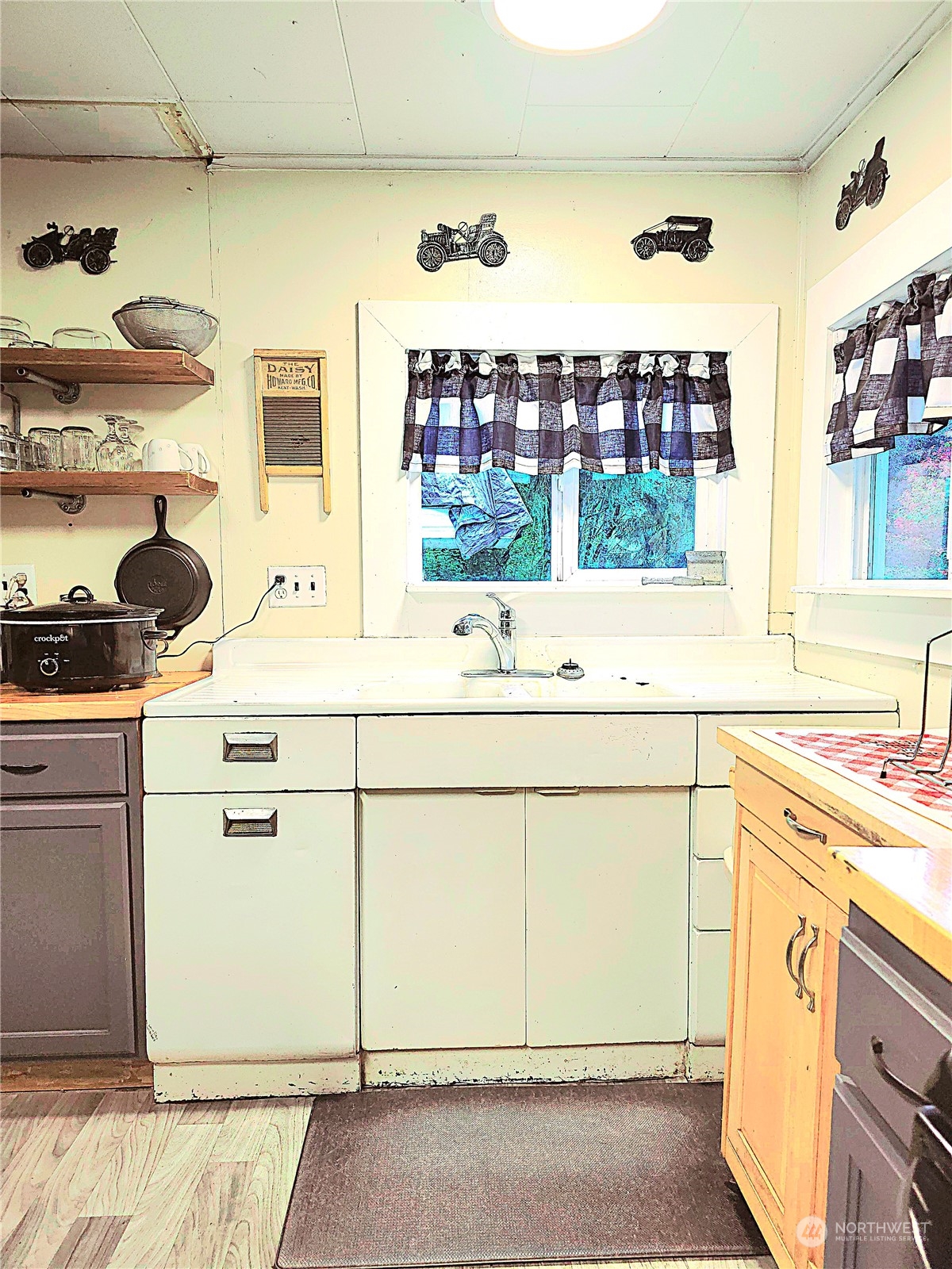 2157 E Hoquiam Road Property Photo 9