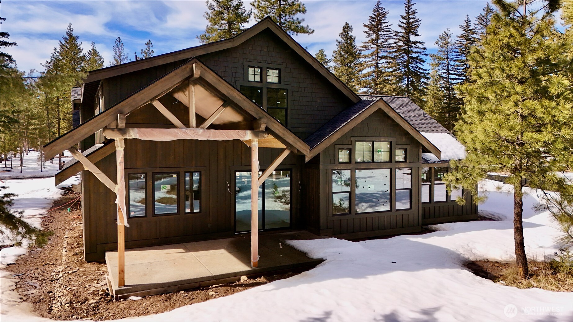 80 Wanawish Loop Property Photo 3
