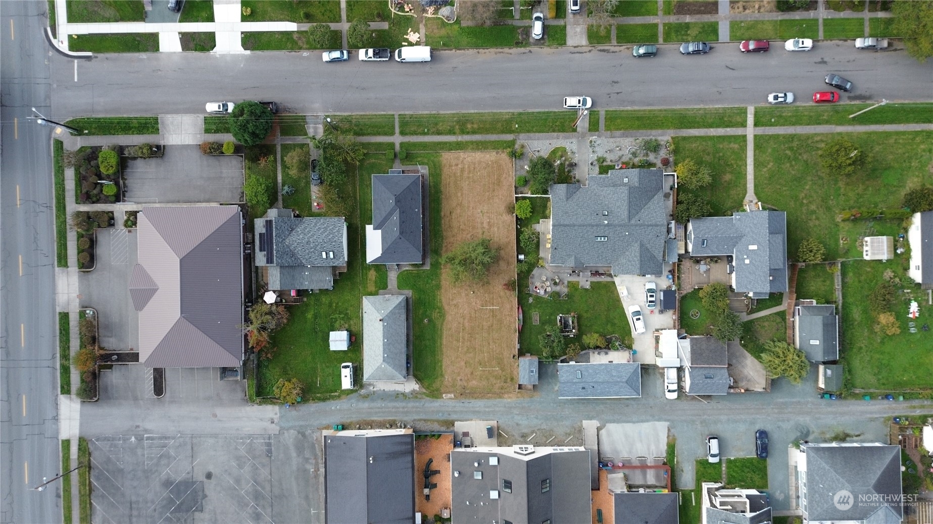 2019 N Avenue Property Photo 18