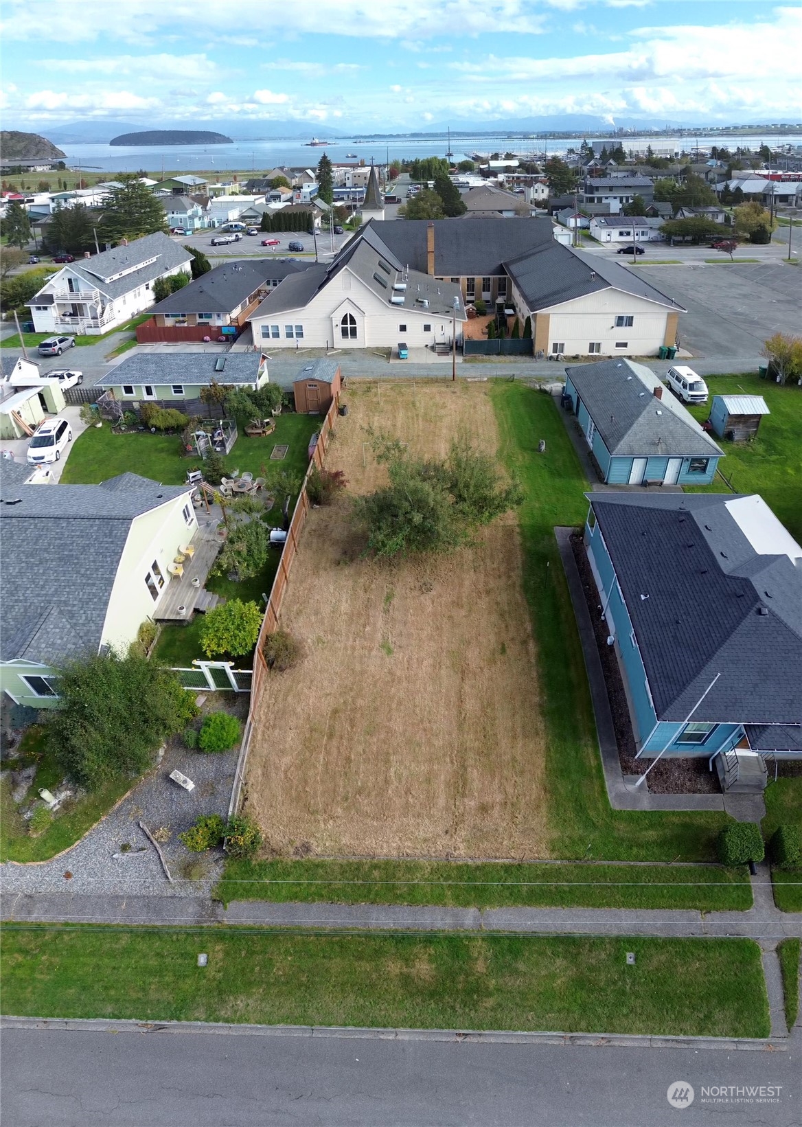 2019 N Avenue Property Photo 19
