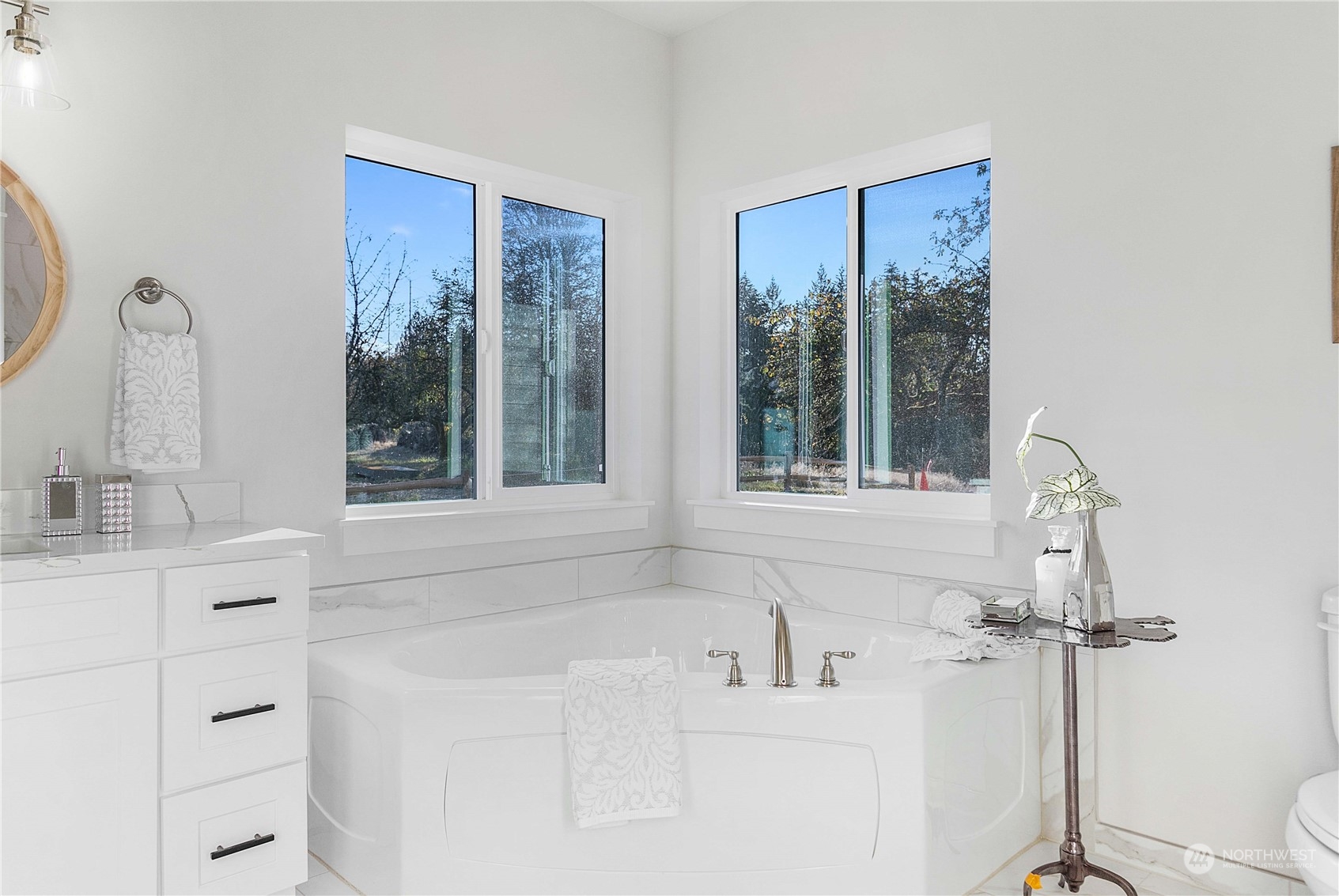 1690 Lilypad Place Property Photo 14