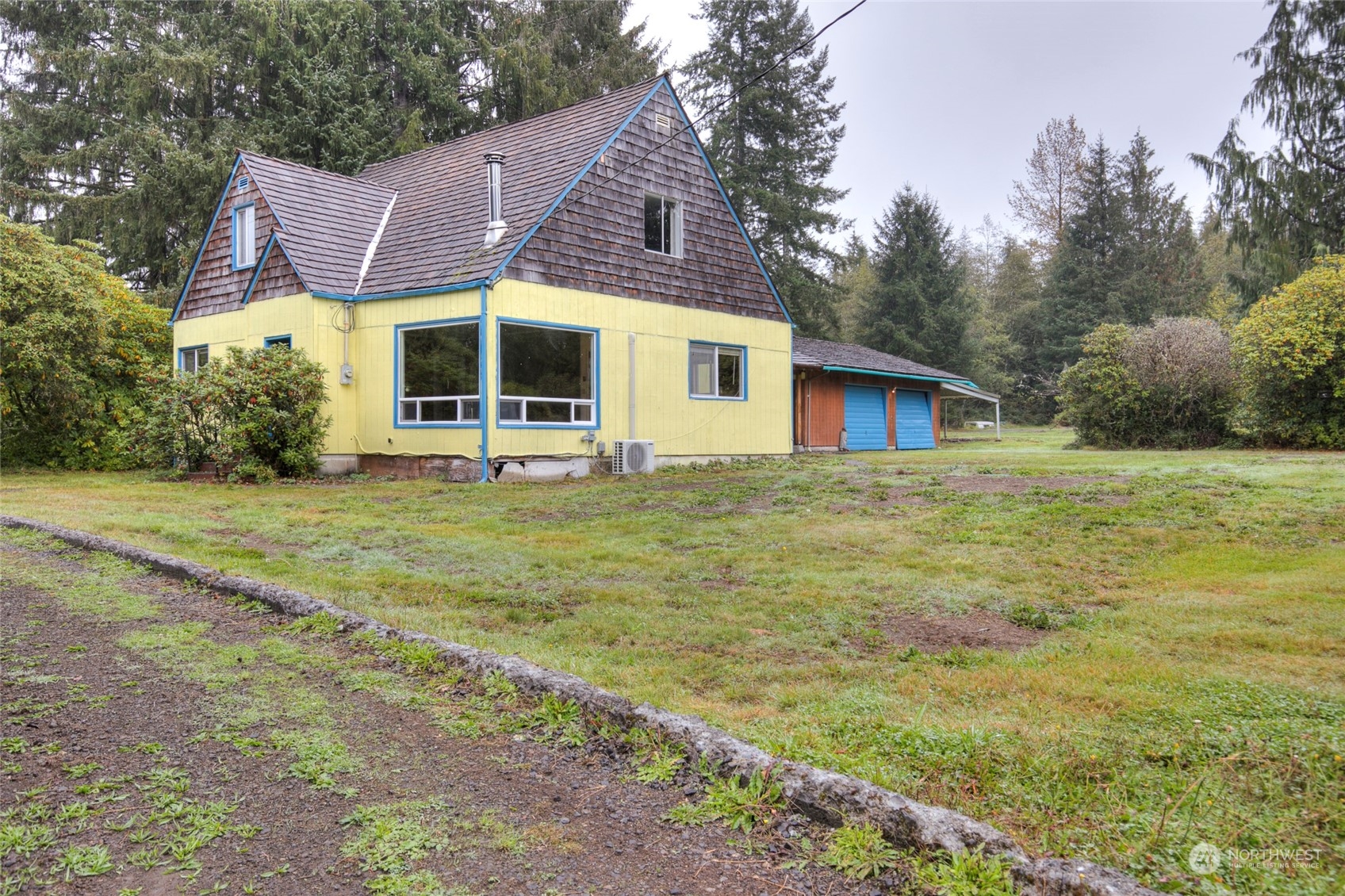 5506 Us Highway 101 Property Photo 3