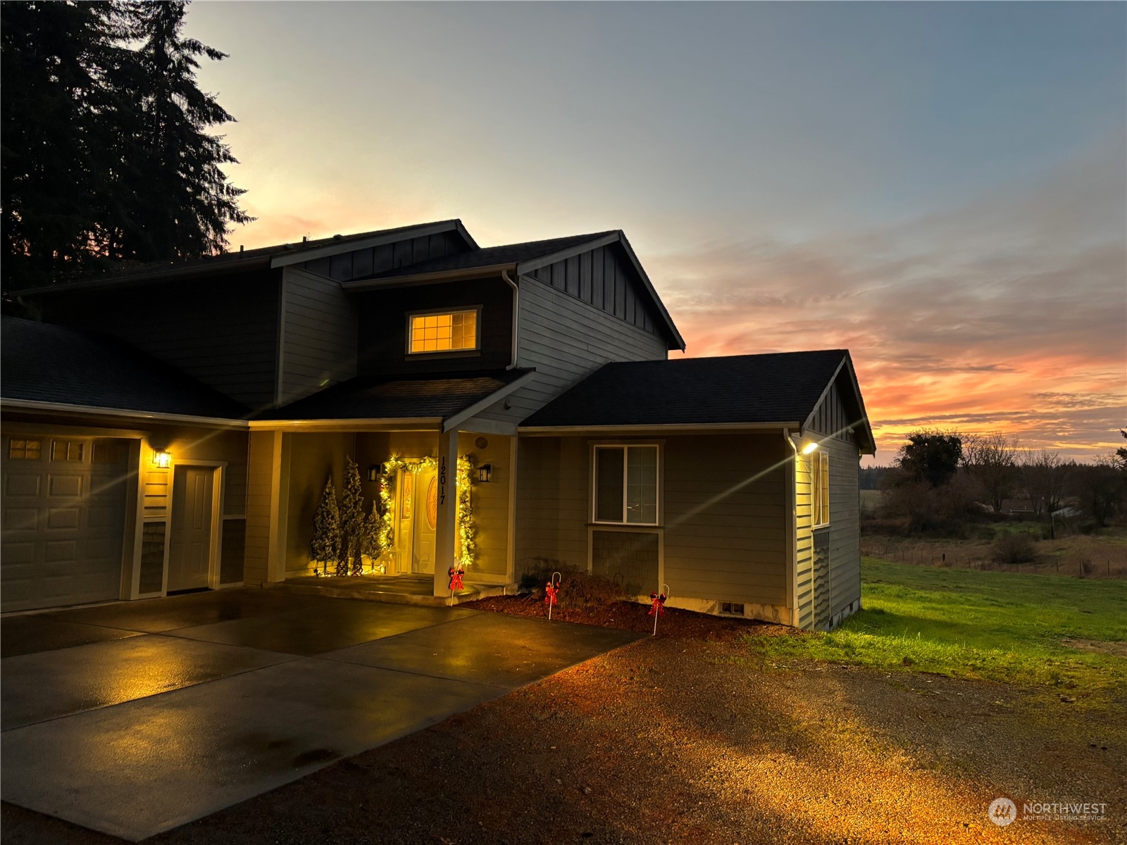 12017 Hillcrest Drive Property Photo 3