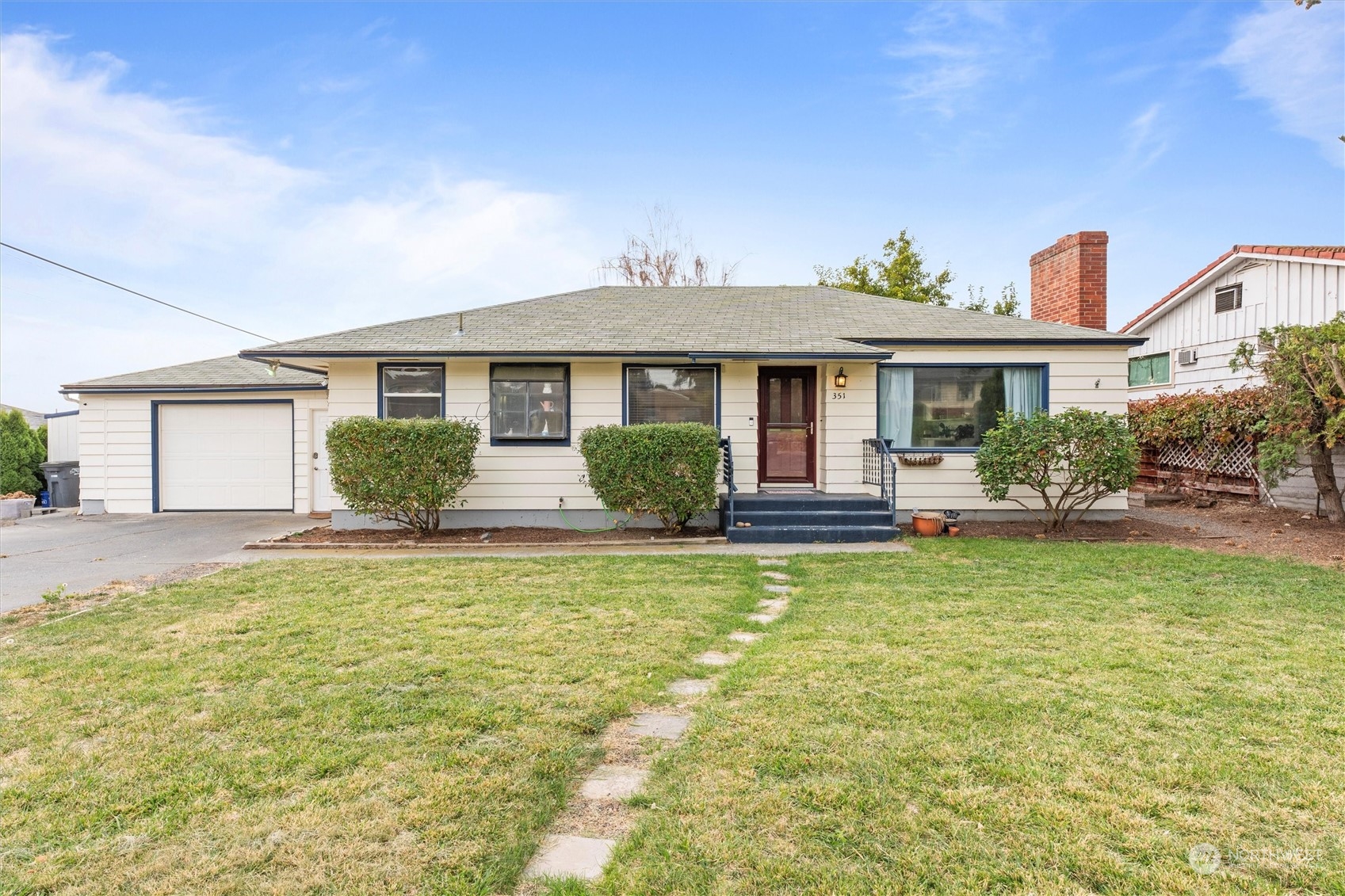 351 Mocliff Road Property Photo