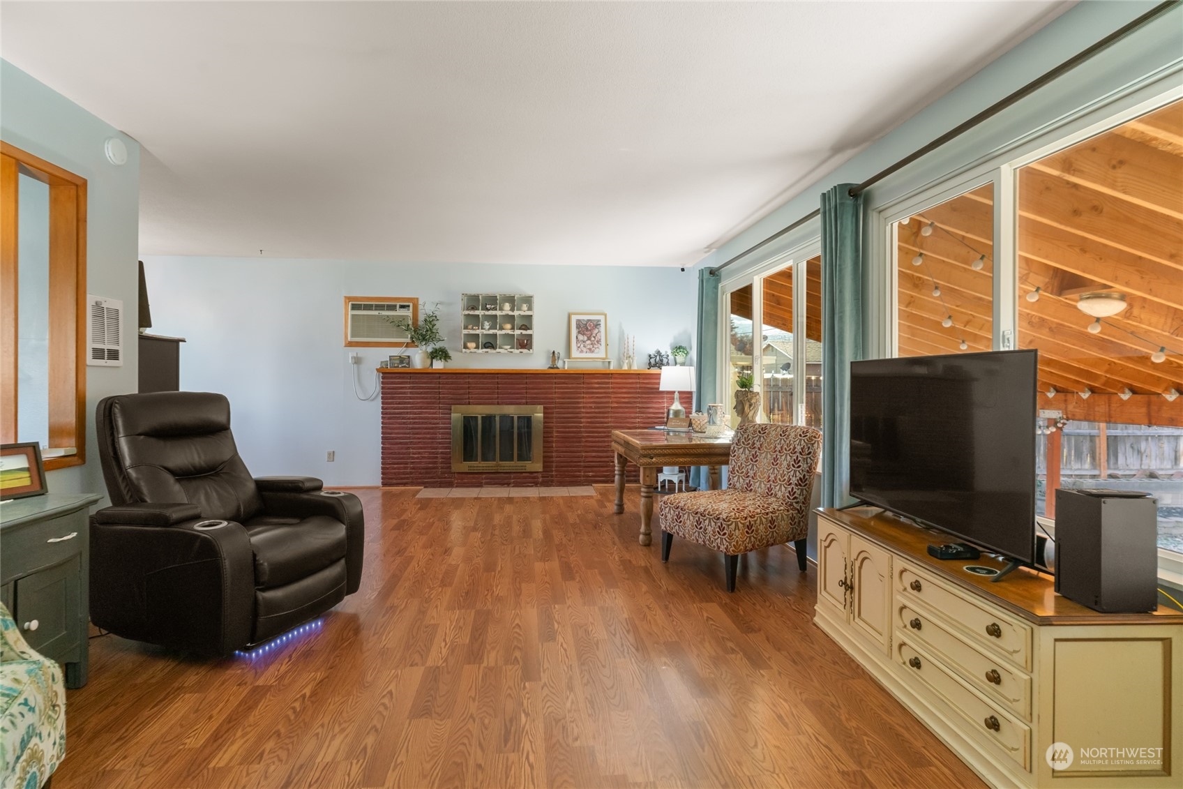 1020 Glenwood Avenue Property Photo 8