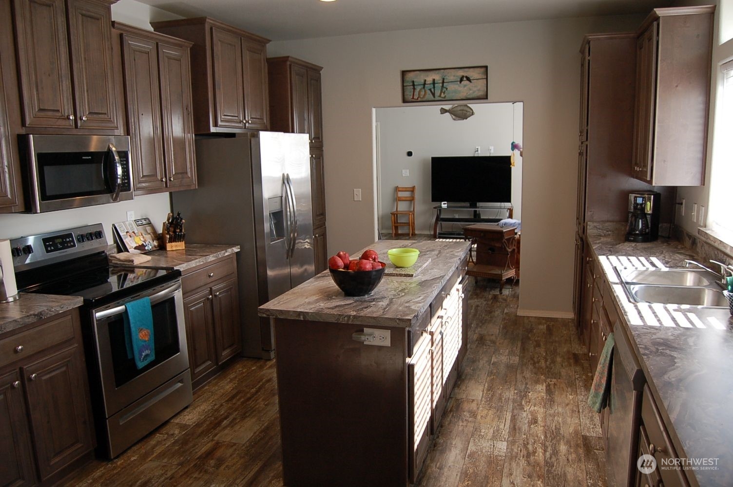 642 Weatherwax Loop Ne Property Photo 14