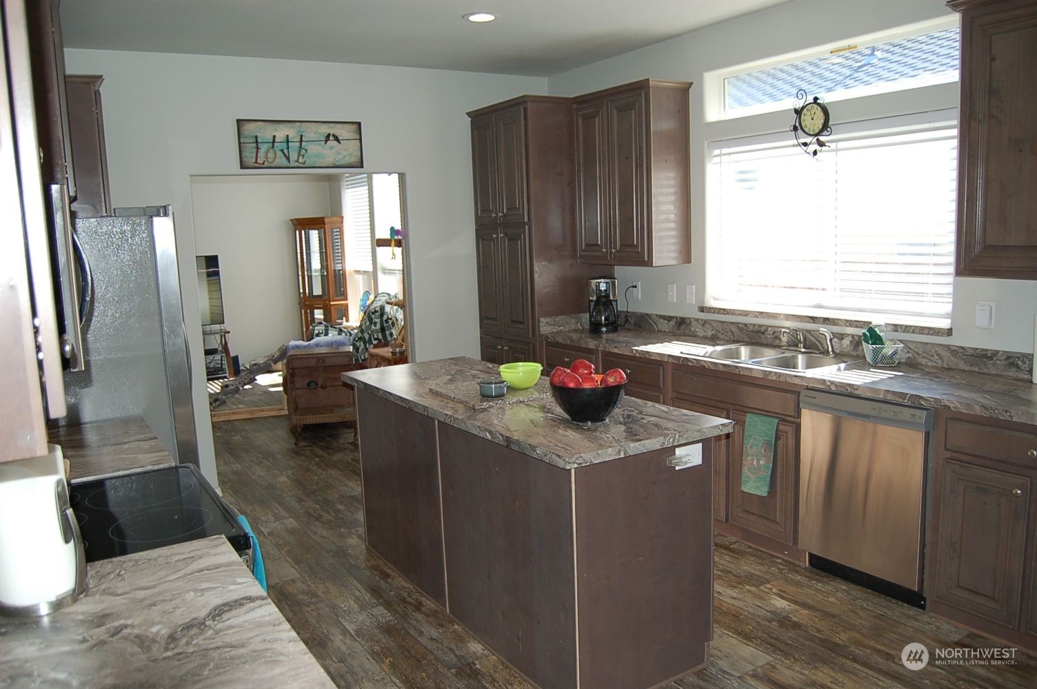 642 Weatherwax Loop Ne Property Photo 15