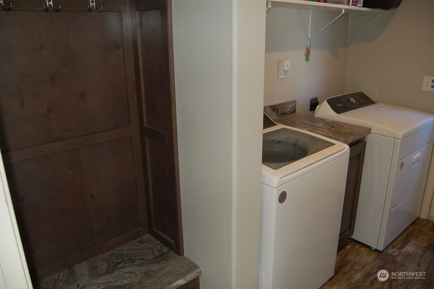 642 Weatherwax Loop Ne Property Photo 22